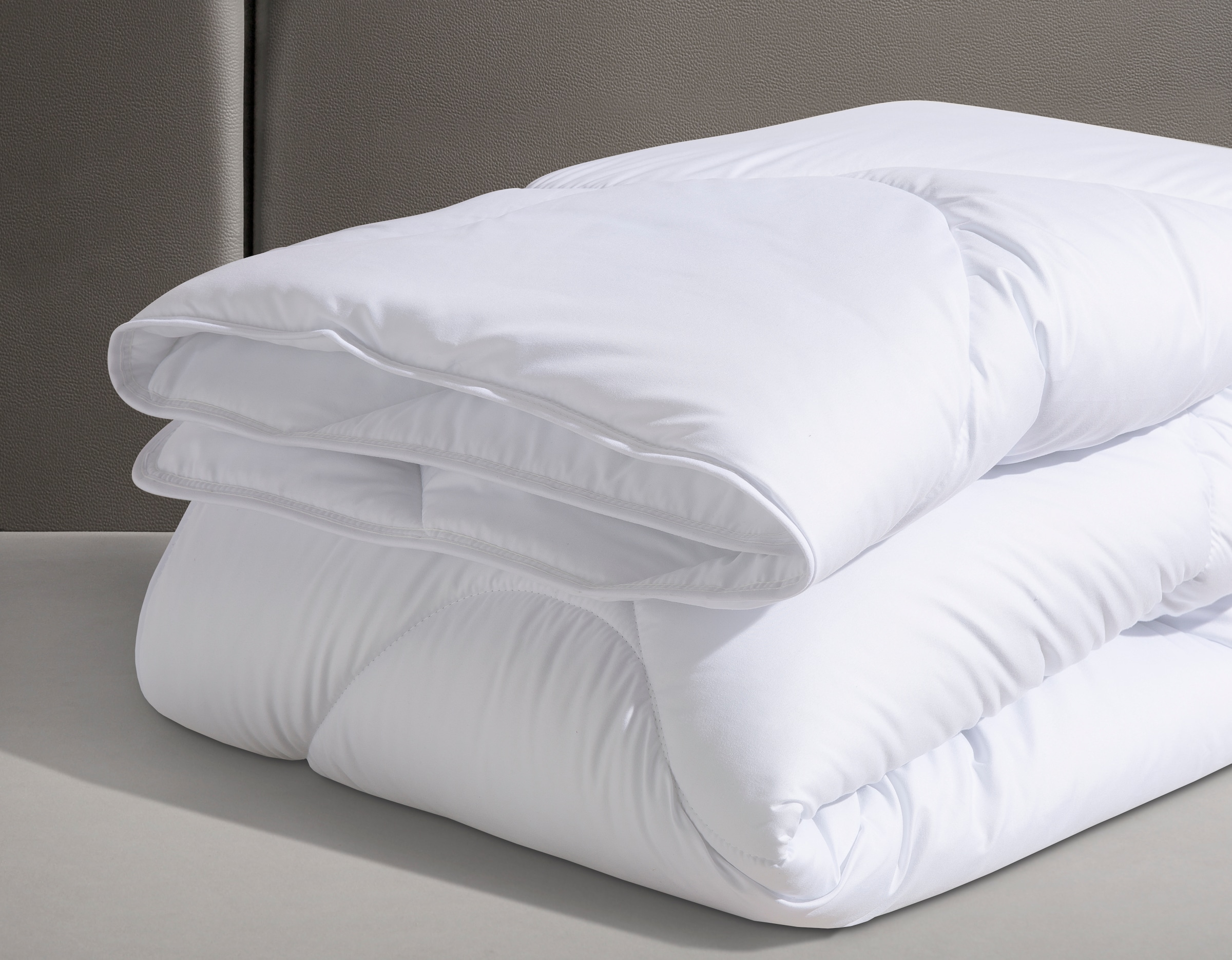 fan Microfaserbettdecke »Microfaser kochfest, Bettdecken für Sommer und Winter, Decke«, normal, Füllung 100% Polyester, Bezug 100% Polyester, (1 St.), Bettdecke 135x200 cm, 155x220 cm und weitere Größen, Made in Germany