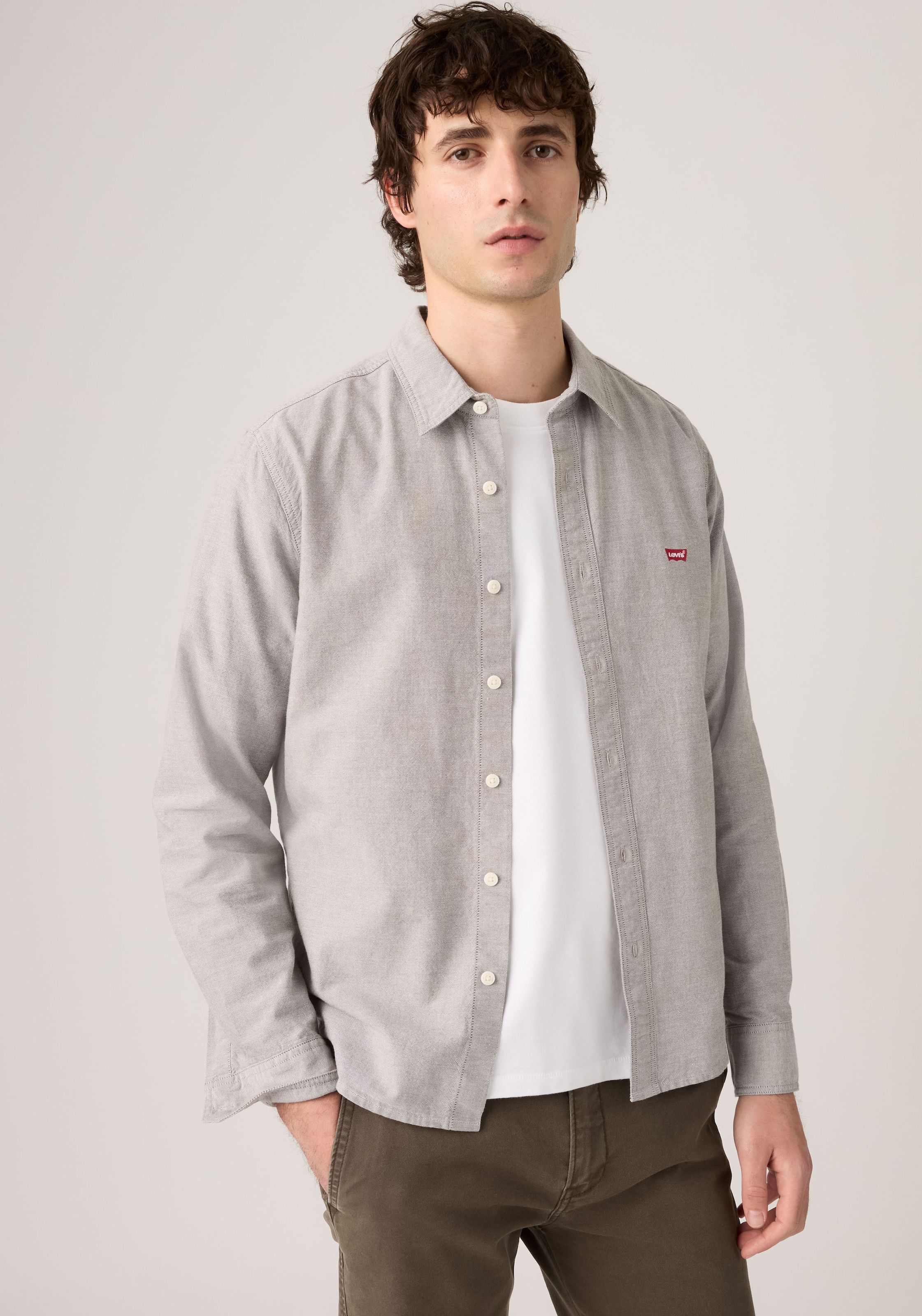Levi's® Langarmhemd »CLS BATTERY HM SHIRT - STANDARD« mit abgerundetem Saum
