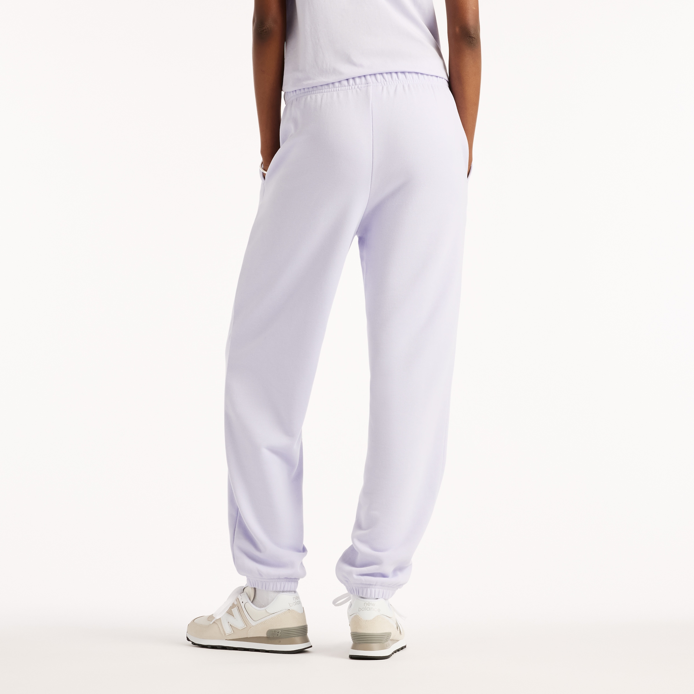 New Balance Jogginghose »SPORT ESSENTIALS FRENCH TERRY JOGGER«  lockere Passform, aus Baumwolle und Polyester