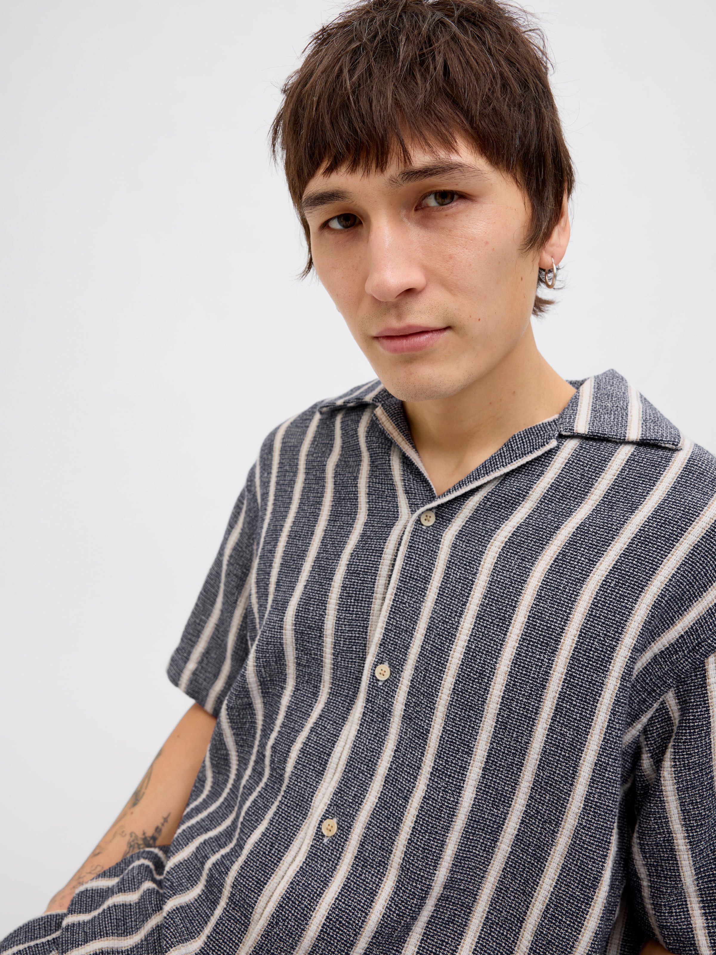 Jack & Jones Kurzarmhemd »JORCOBA STRIPE RESORT SHIRT SS SN«