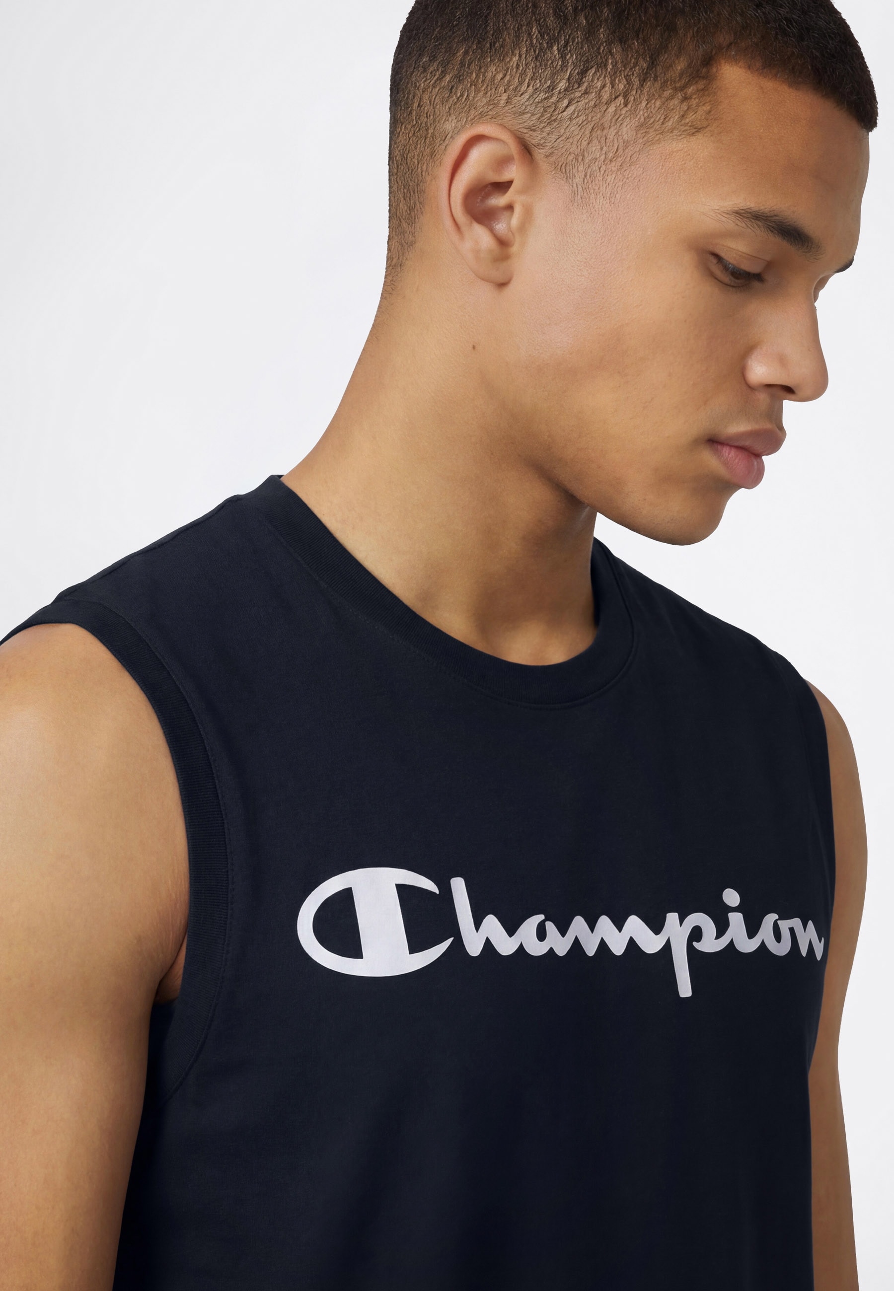 Champion Tanktop »BASICS Sleeveless T-Shirt Large Logo« 1 tlg. sportliche Schnittform, sportlicher Stil, mit Rundhalsausschnitt