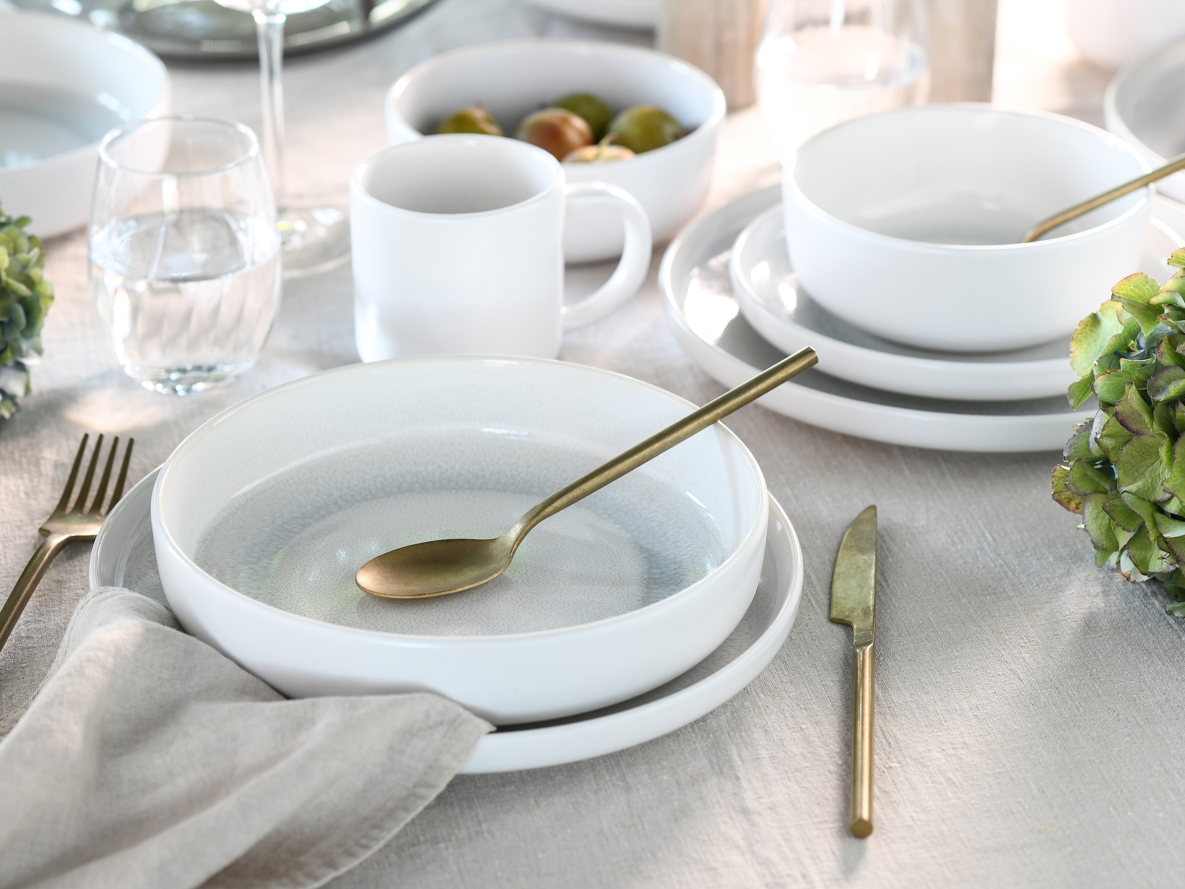 OTTO home Teller-Set »modernes Geschirr-Set, Service Lykk« hohe Haltbarkeit, spülmaschinen- & mikrowellengeeignet, Reaktivglasur