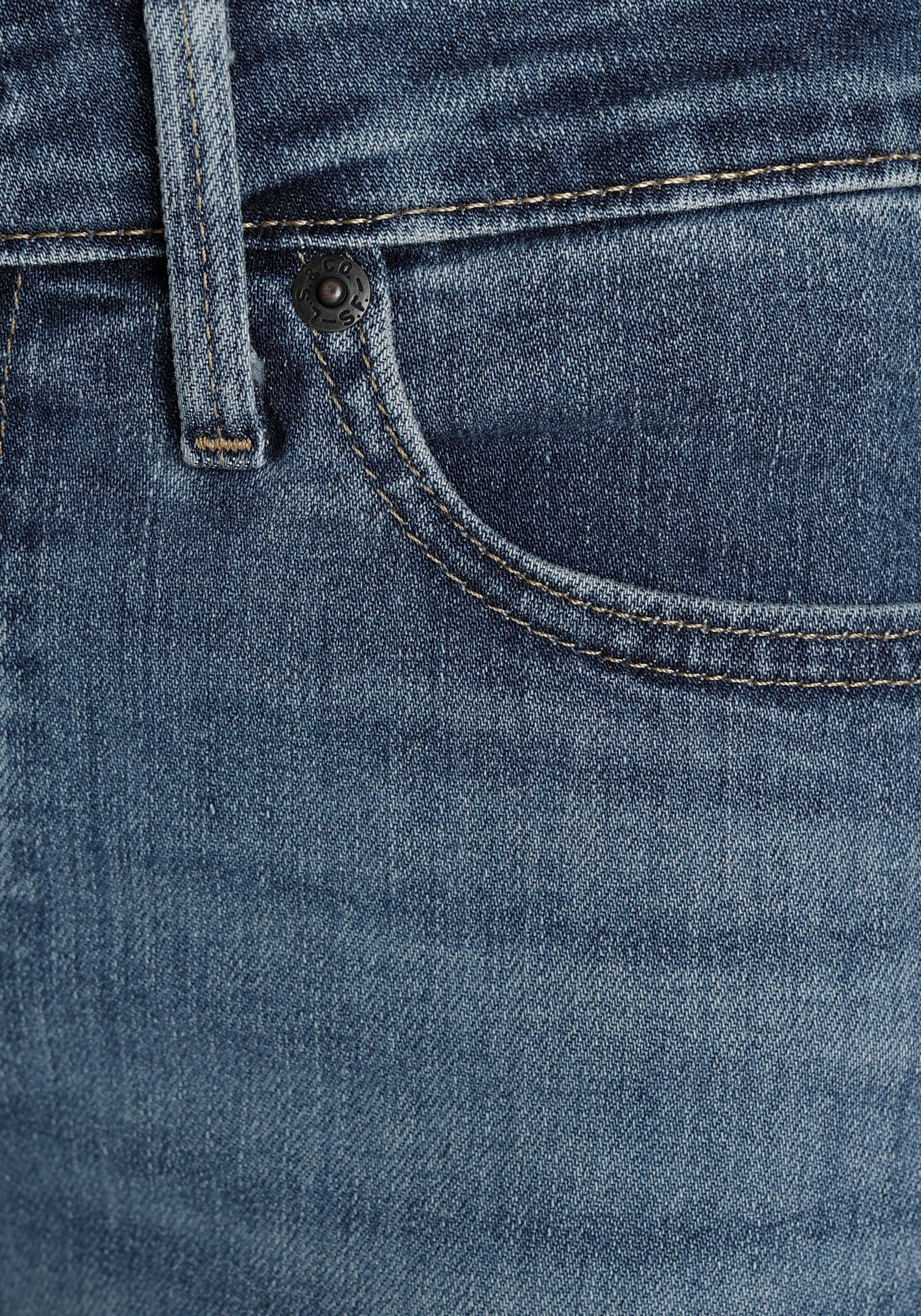 Levi's® Slim-fit-Jeans »712 SLIM WELT POCKET«