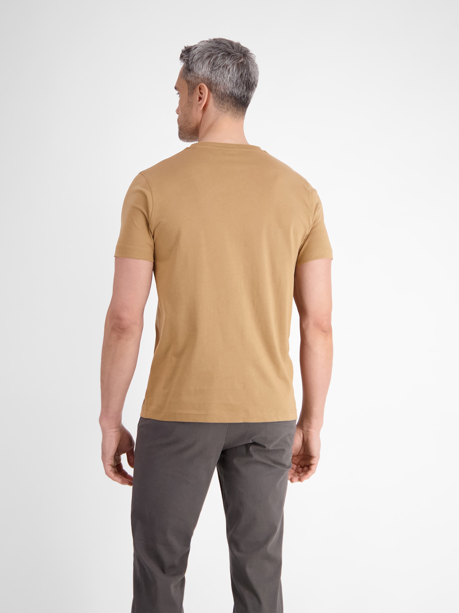 LERROS Rundhalsshirt, mit Logo Stickerei