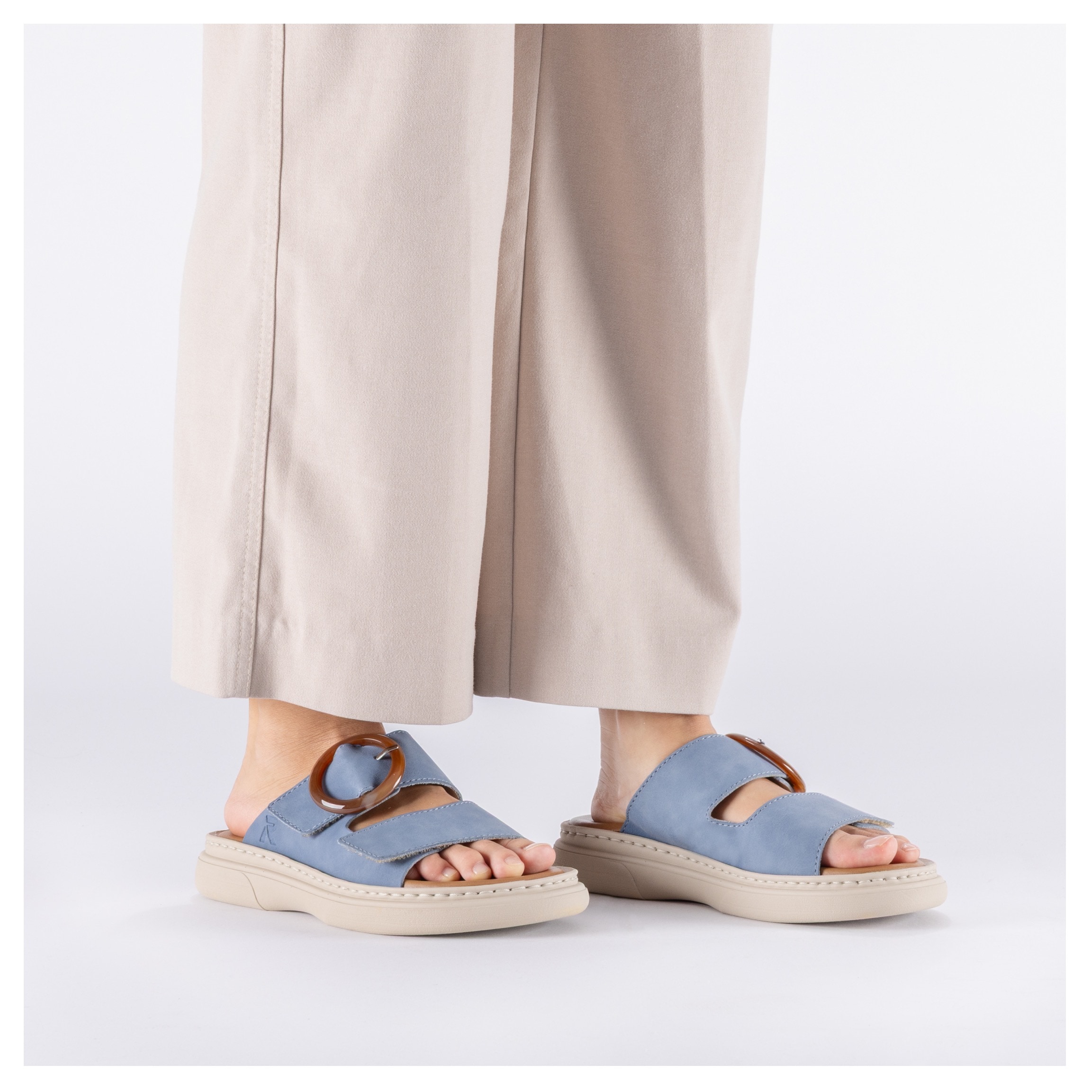 Rieker Pantolette  Sommerschuh, Hausschuh, Strandschuh mit Klettriemchen
