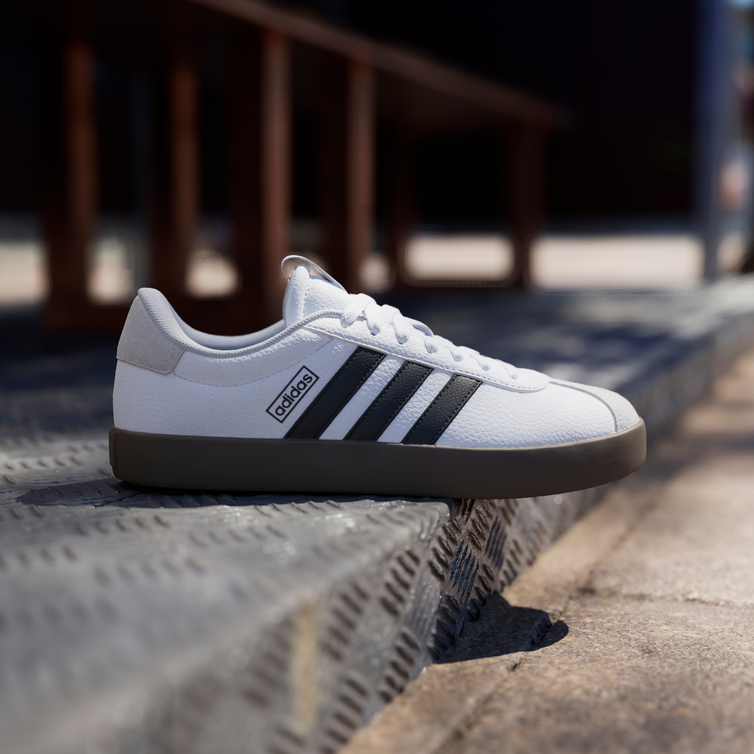 adidas Sportswear Sneaker »VL COURT 3.0«, inspiriert vom Design des adidas samba