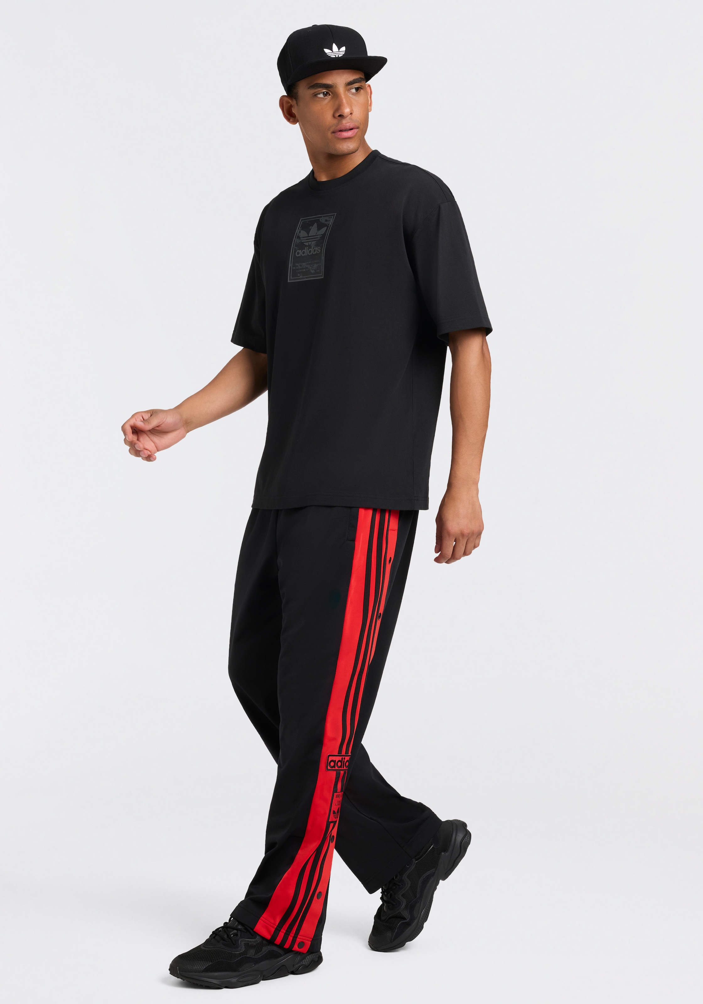 adidas Originals T-Shirt »CAMO TEE TONGUE« für Erwachsene, sportlicher Stil, ohne Verschluss, aus Baumwolle