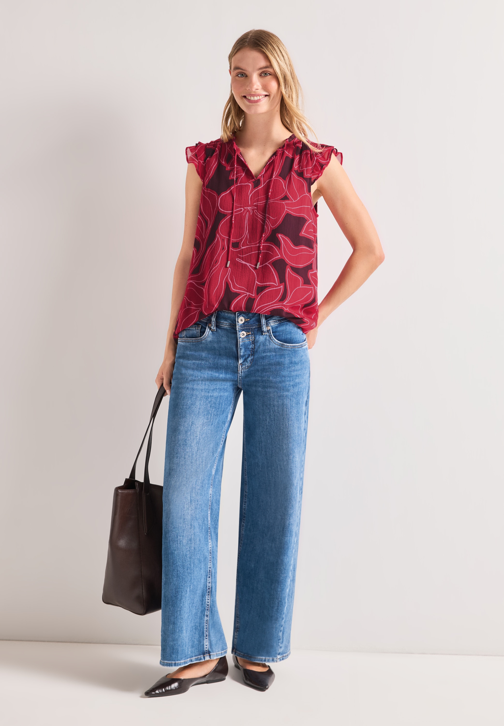 STREET ONE Blusentop weich fallende Chiffon-Qualität, ärmellos mit Rüschen, V-Ausschnitt