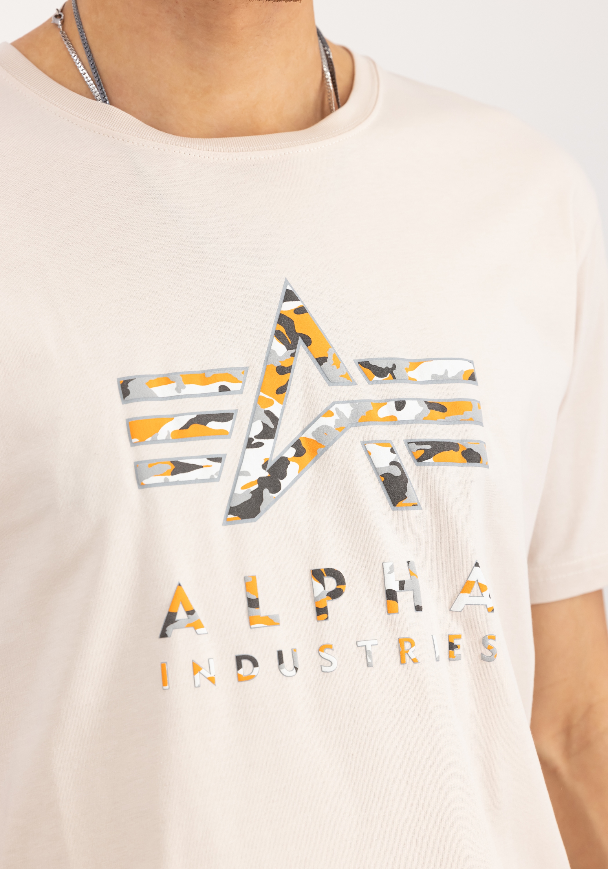 Alpha Industries T-Shirt »Alpha Industries Men - T-Shirts Camo Puff Print T-Shirt«