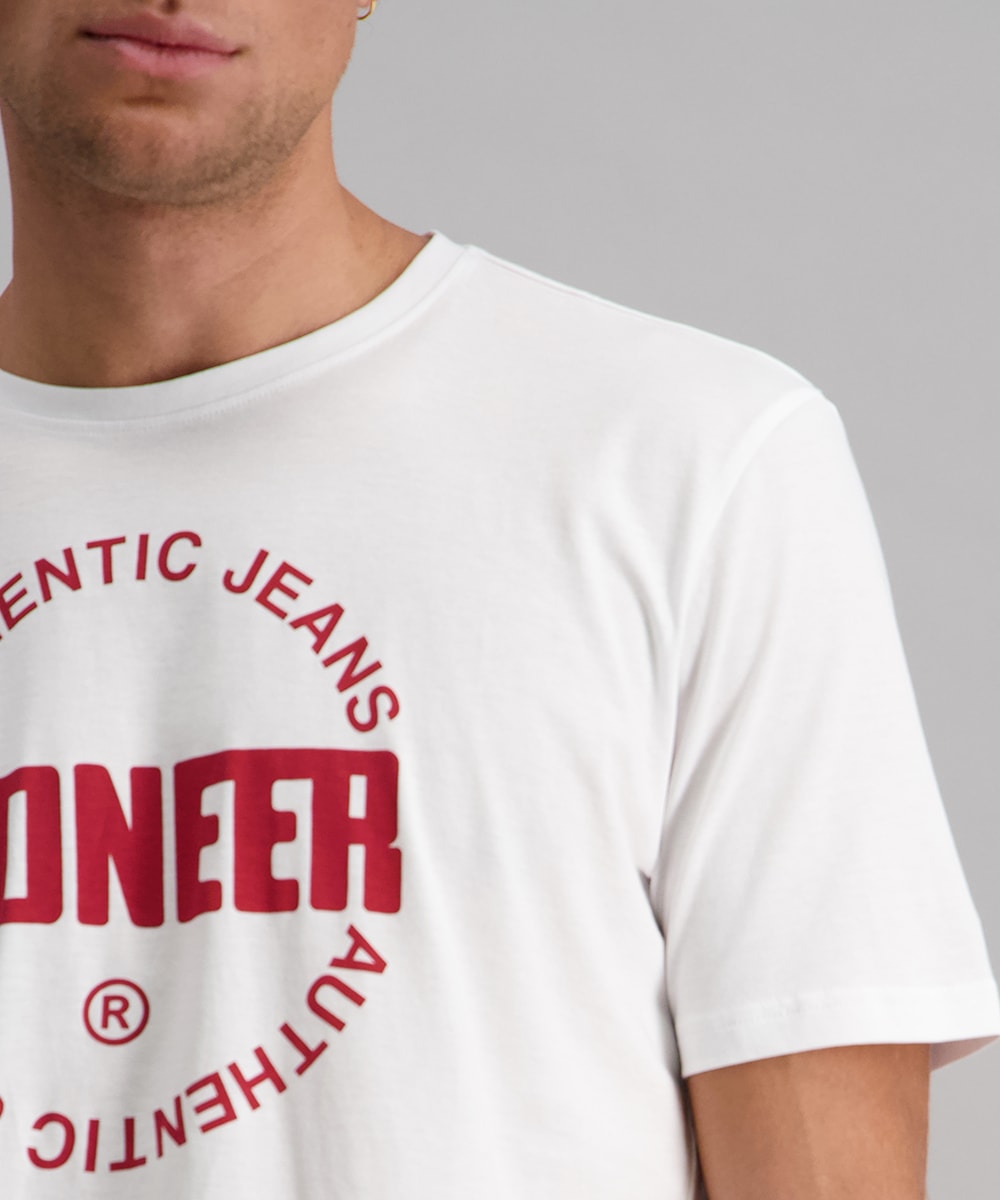 Pioneer Authentic Jeans T-Shirt mit Frontprint, Rundhals