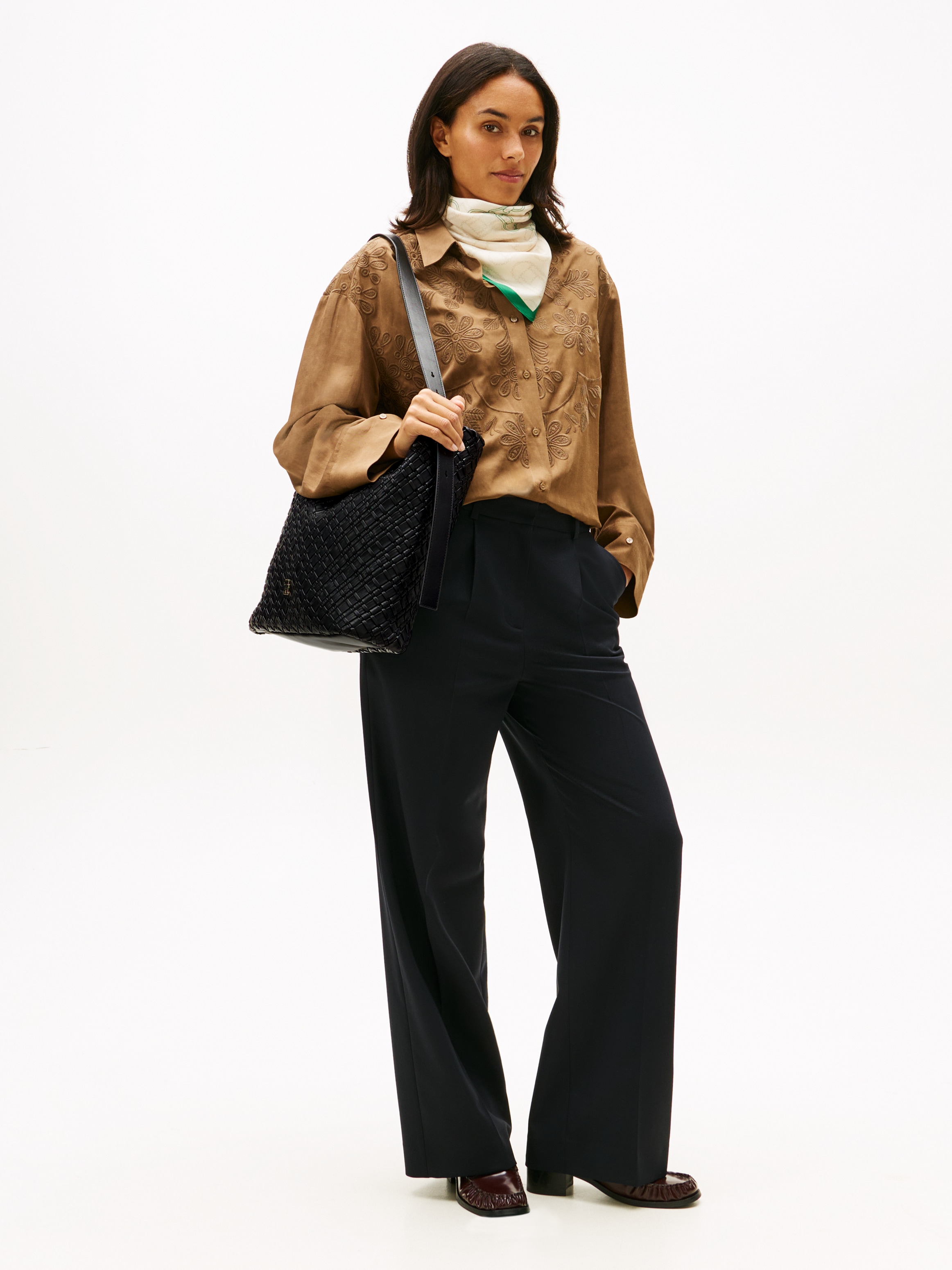 Tommy Hilfiger Tragetasche »TH BRAIDED MAXI HOBO« , Damen Umhängetasche, Schultertasche mit TH-Logo