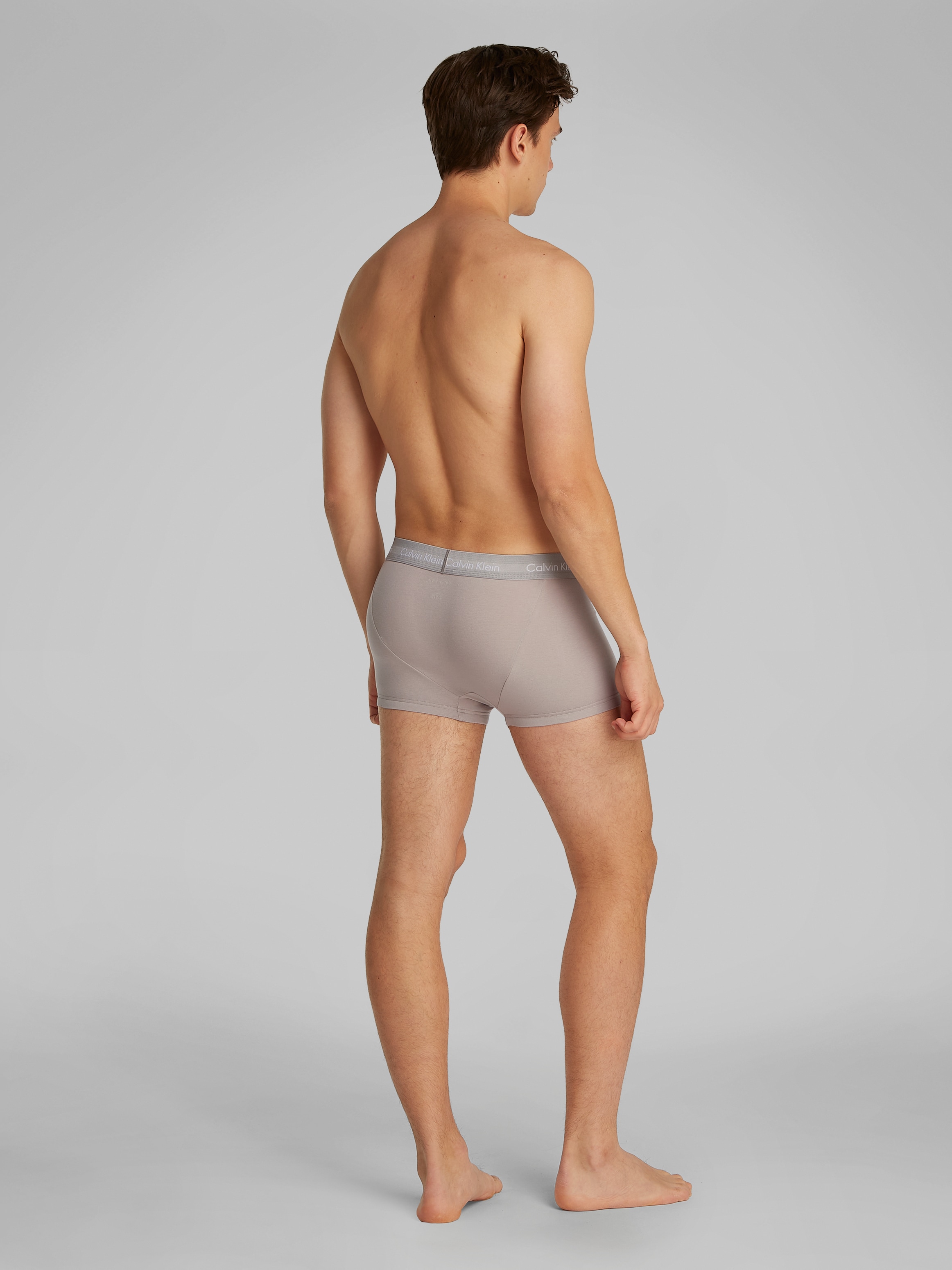 Calvin Klein Underwear Trunk »LOW RISE TRUNK 3PK« Packung, 3er-Pack, 3 Stk. mit Logoschriftzügen