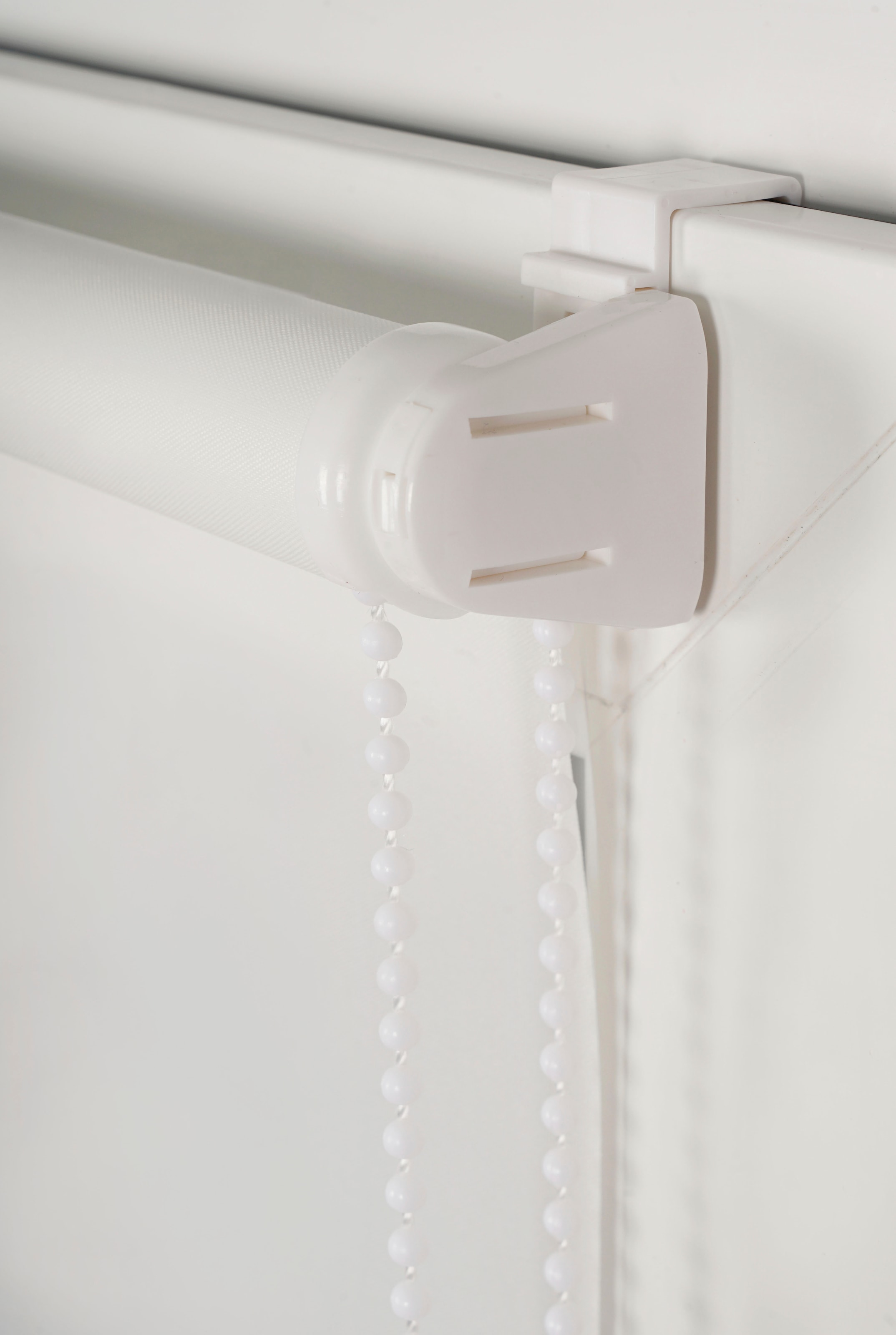 mydeco Seitenzugrollo »Win«, Lichtschutz, mit Bohren, freihängend, ab Breite 120cm