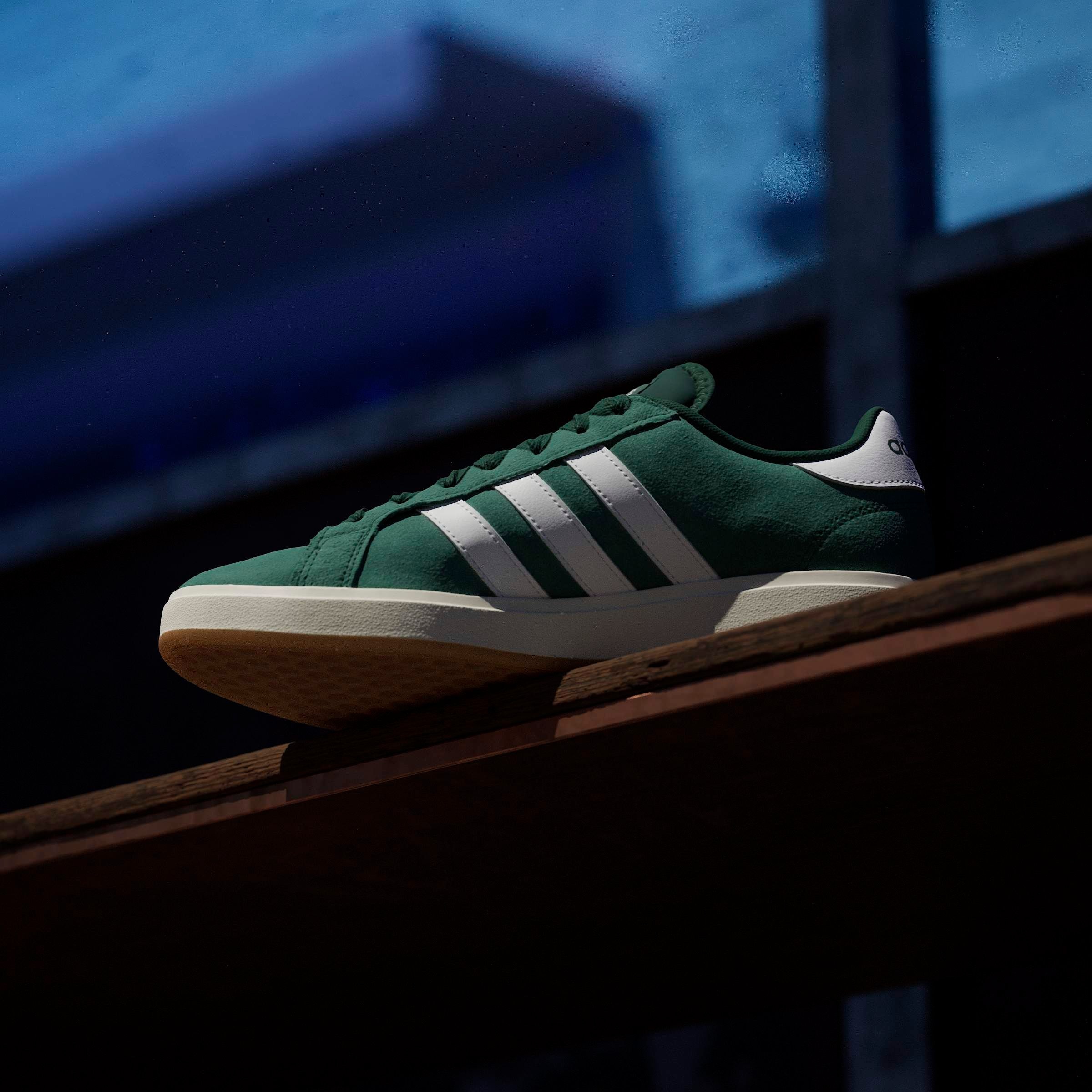 adidas Sportswear Sneaker »GRAND COURT BASE 00S«  Design auf den Spuren des adidas Campus 00