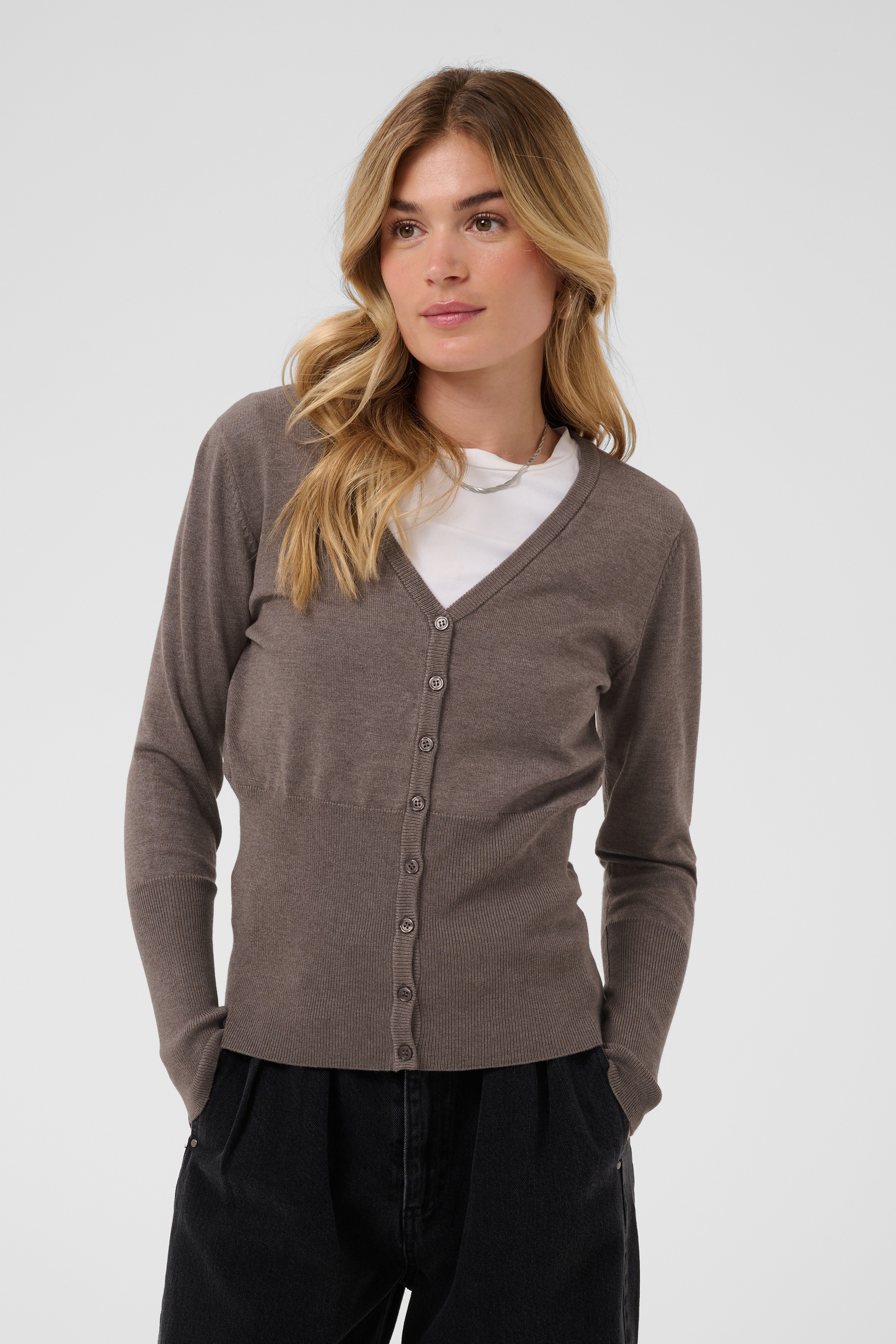 Saint Tropez Strickjacke »MilaSZ Slim Cardigan« Viskosemischung, Fitted