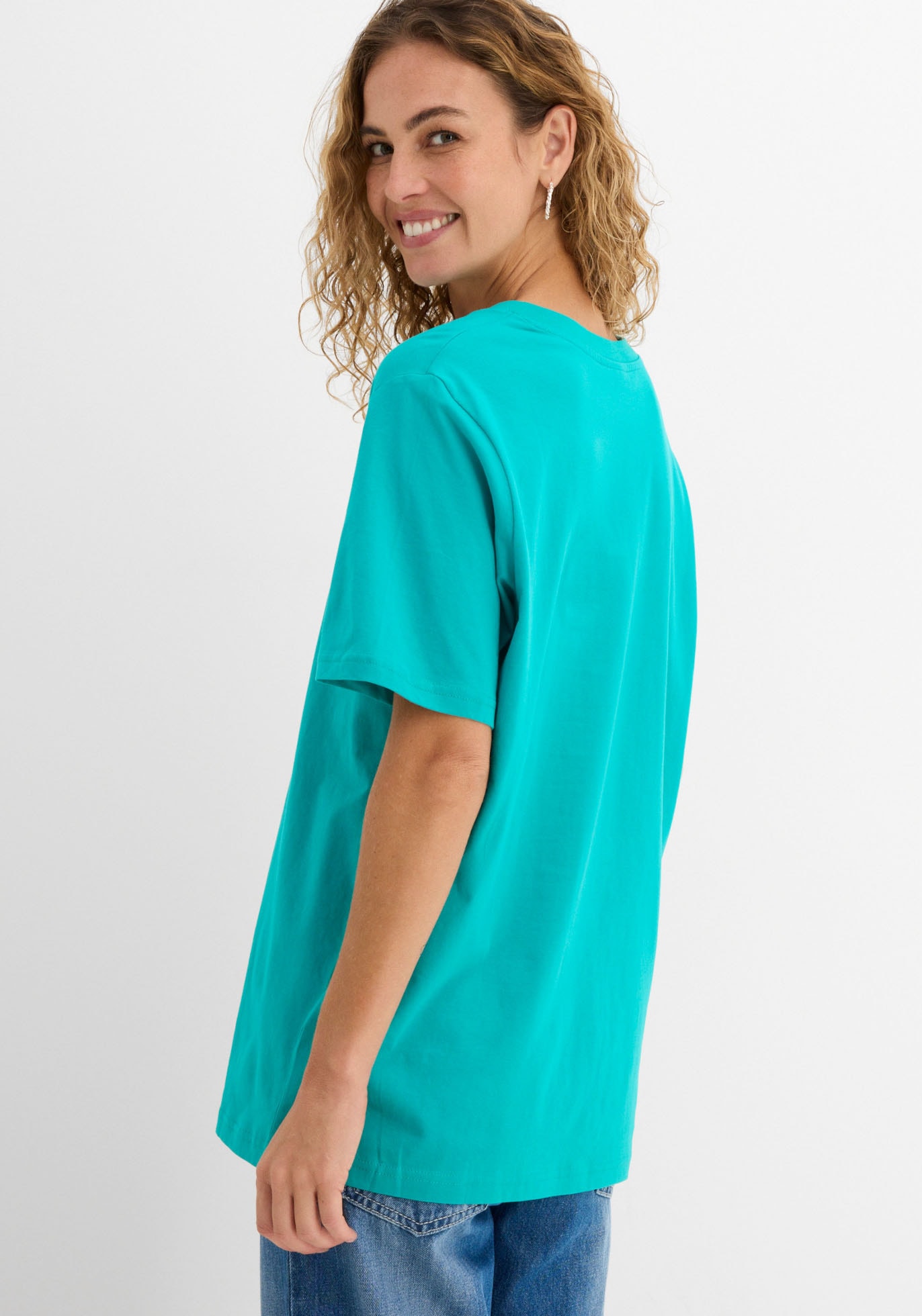 bonprix Longshirt »Weites Long-Shirt mit V-Ausschnitt, Kurzarm (5er Pack)« Packung, 5 tlg. lockere Passform, Kurzarm, mit V-Ausschnitt, unifarben