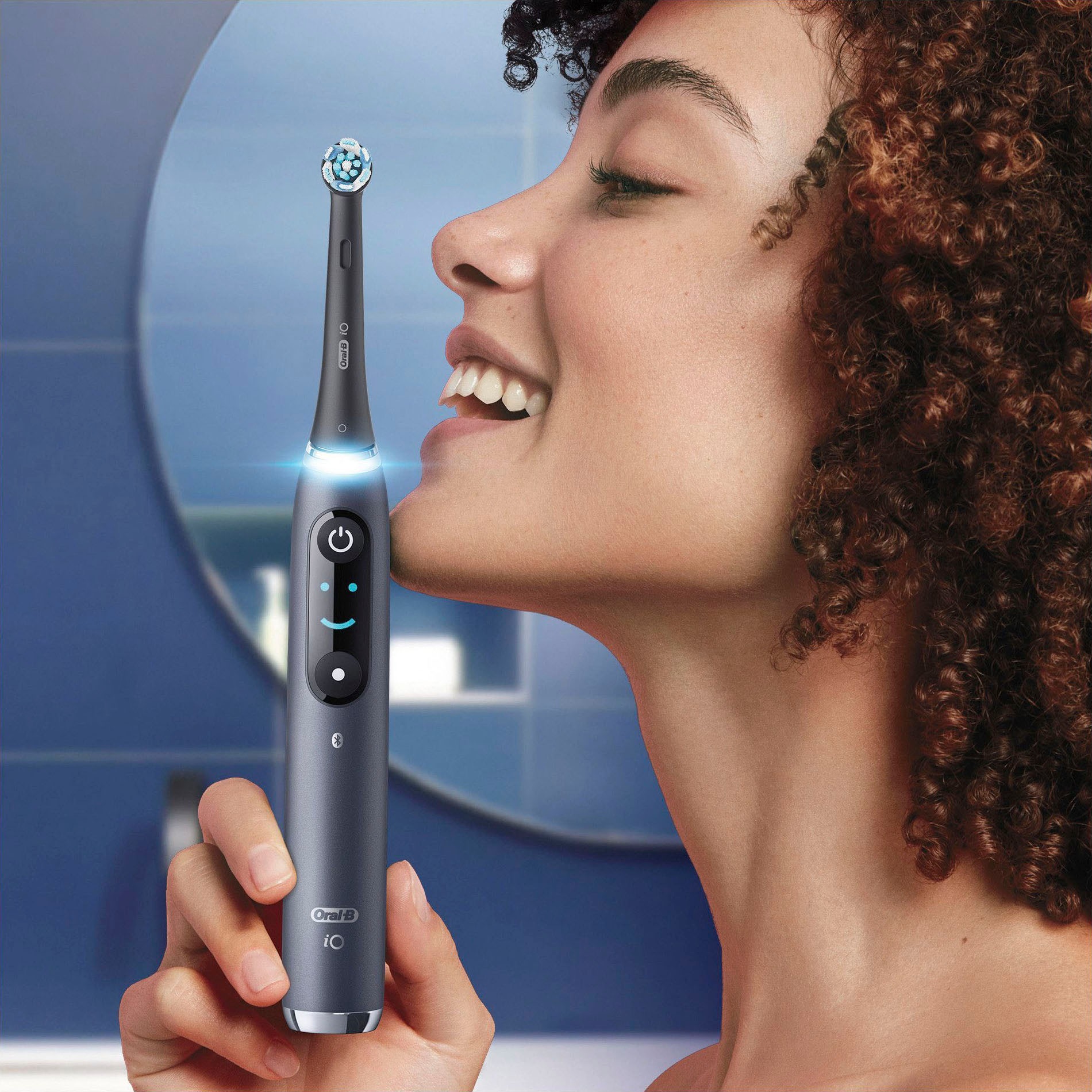 Oral-B Elektrische Zahnbürste »iO Series 9«, 1 St. Aufsteckbürsten, mit Reiseetui