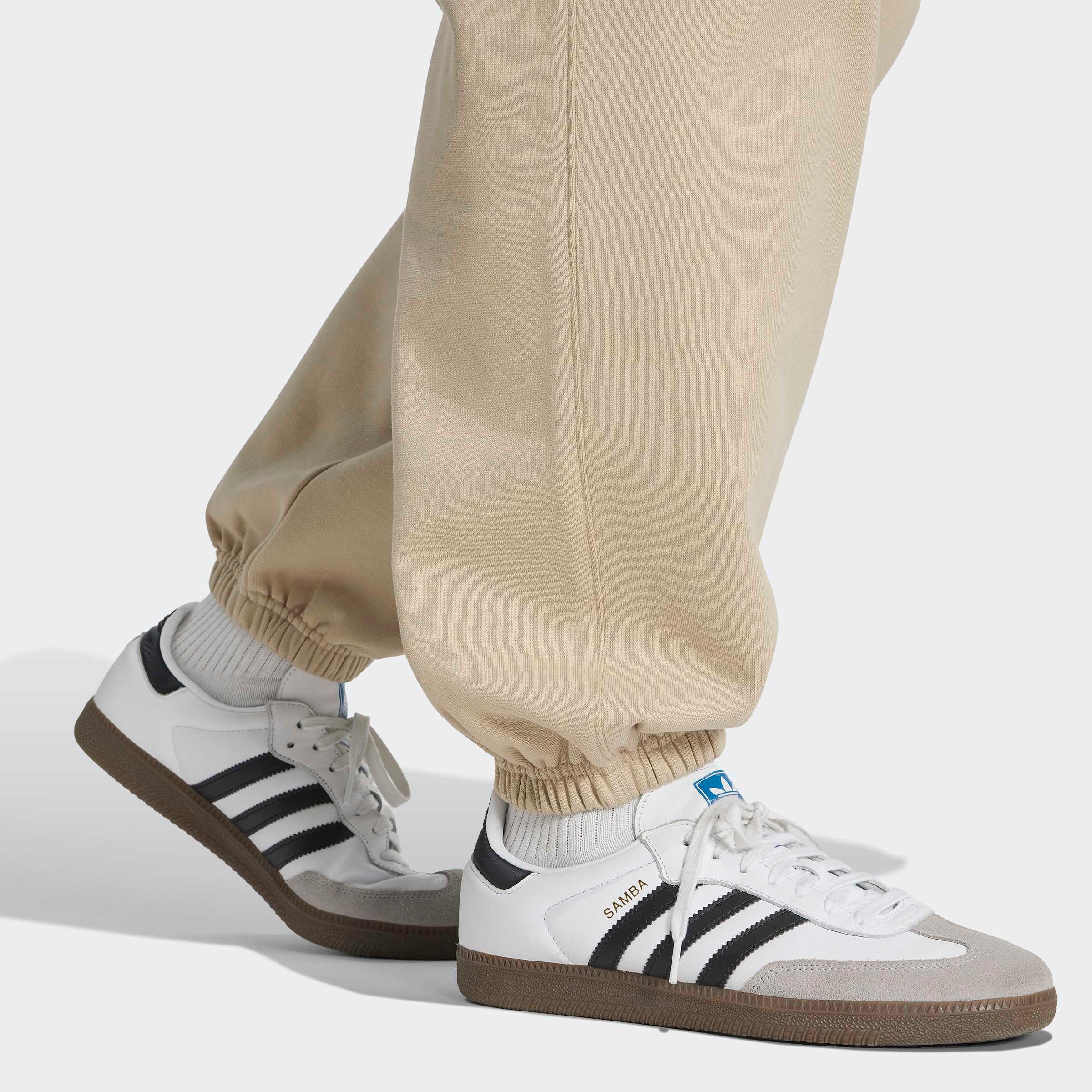 adidas Originals Sporthose »TREFOIL ESSENTIALS, LOCKER GESCHNITTEN, FLEECE«