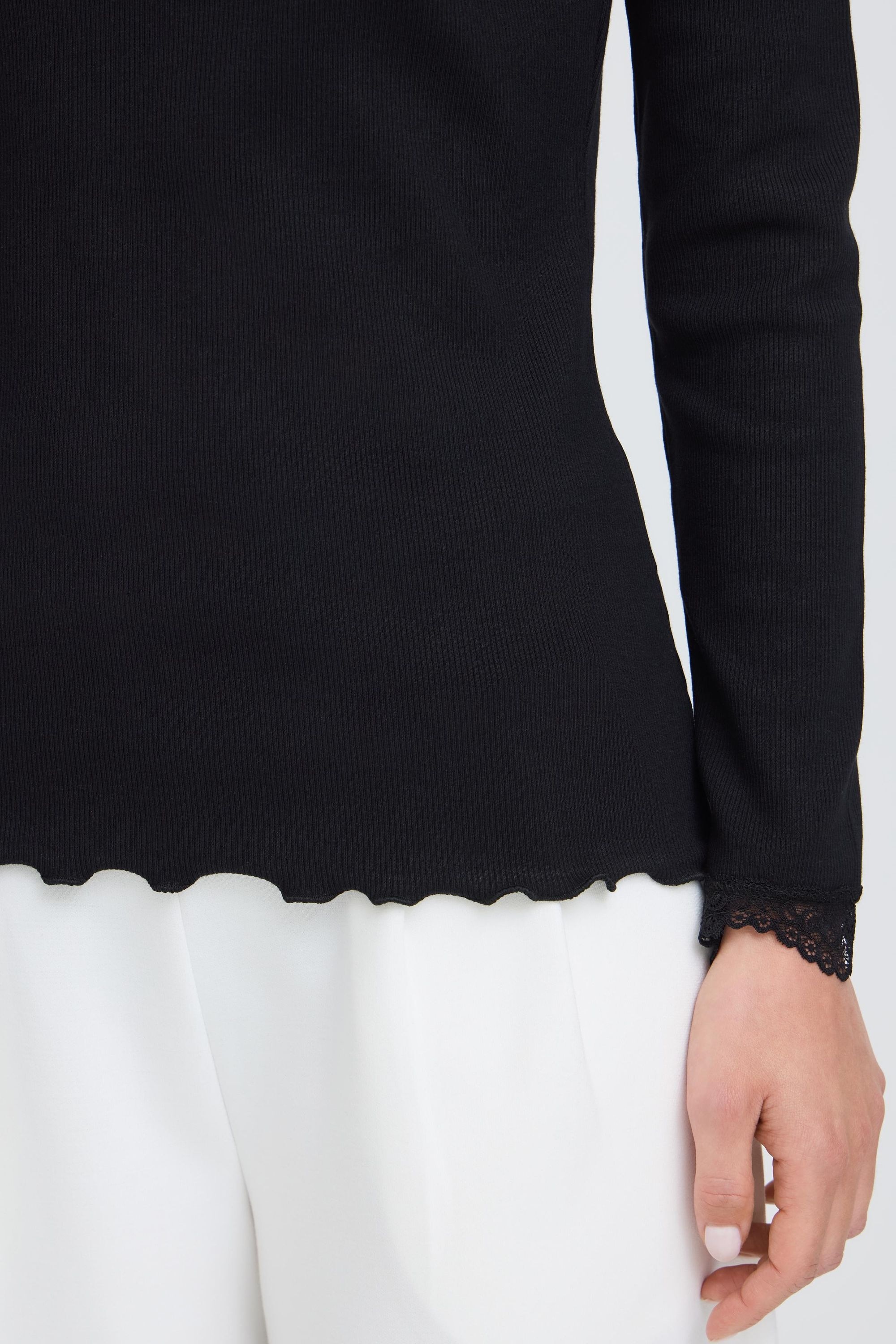 OXMO Sweatshirt »Langarmshirt OXNSuna Lace«
