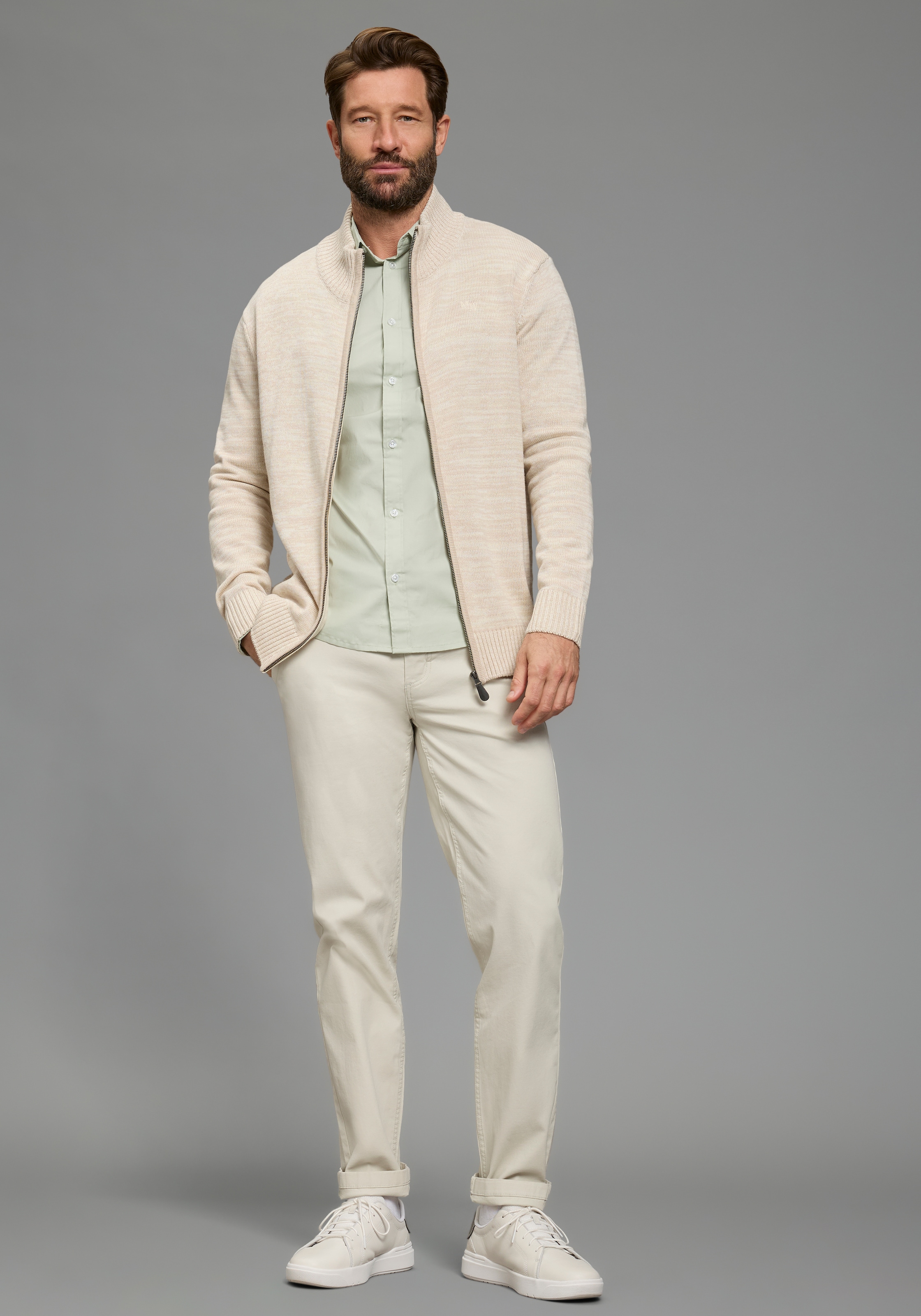 Man's World Strickjacke »in vielen Farben!  Preis- Leistungsbestseller« aus Baumwollmischung, bequeme Paßform