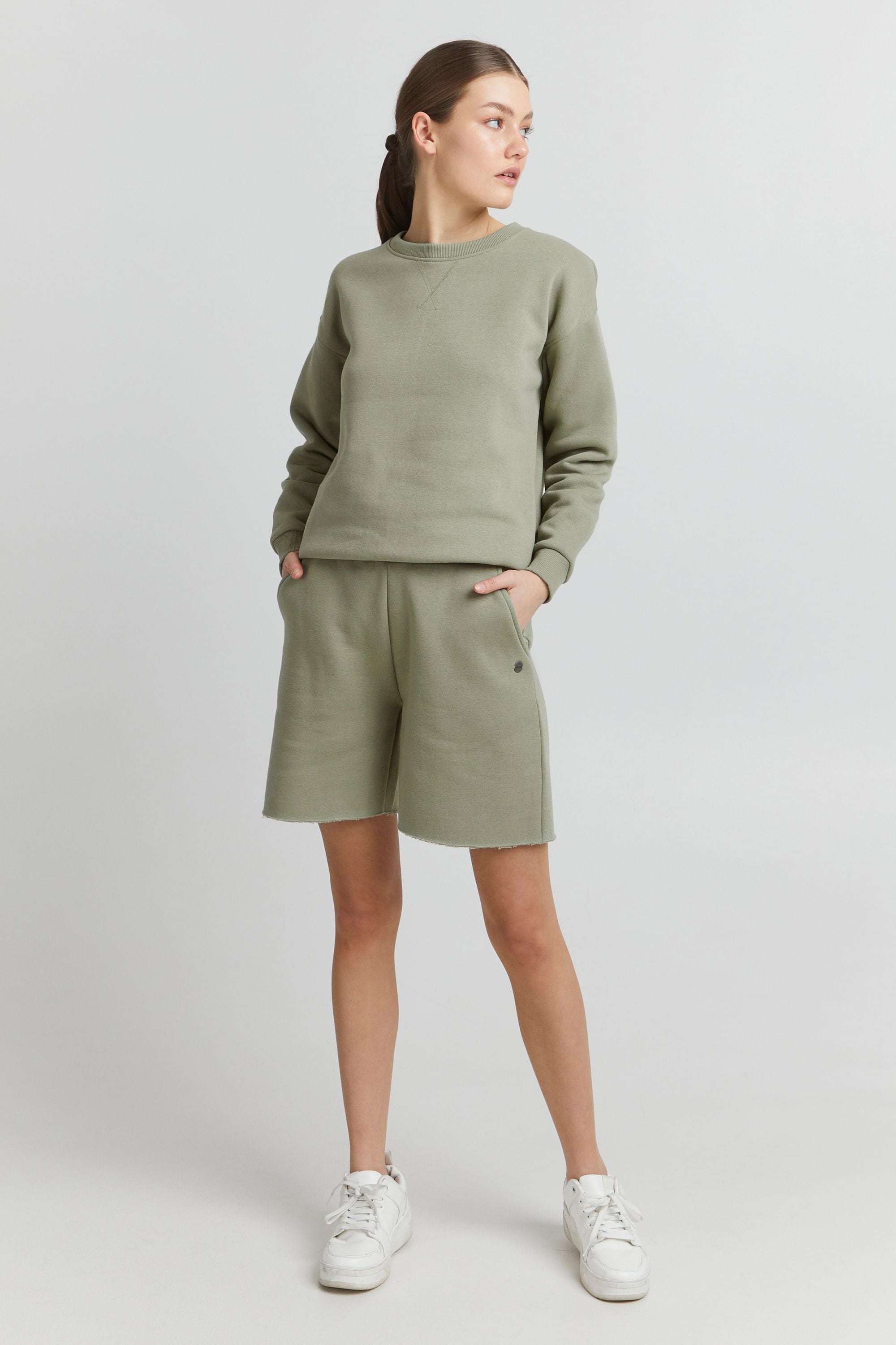 OXMO Sweatshorts »Sweatshorts OXHope«