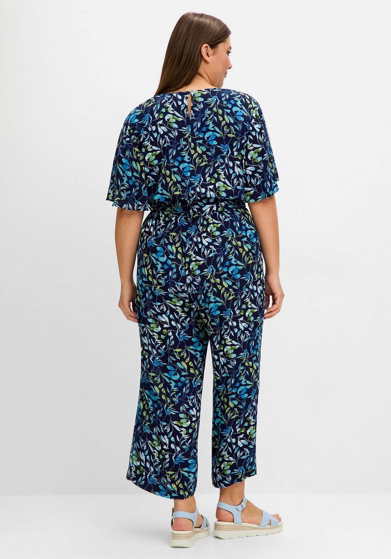 Sheego Jumpsuit »Overall in Wickeloptik, mit Cut-out-Ärmeln«