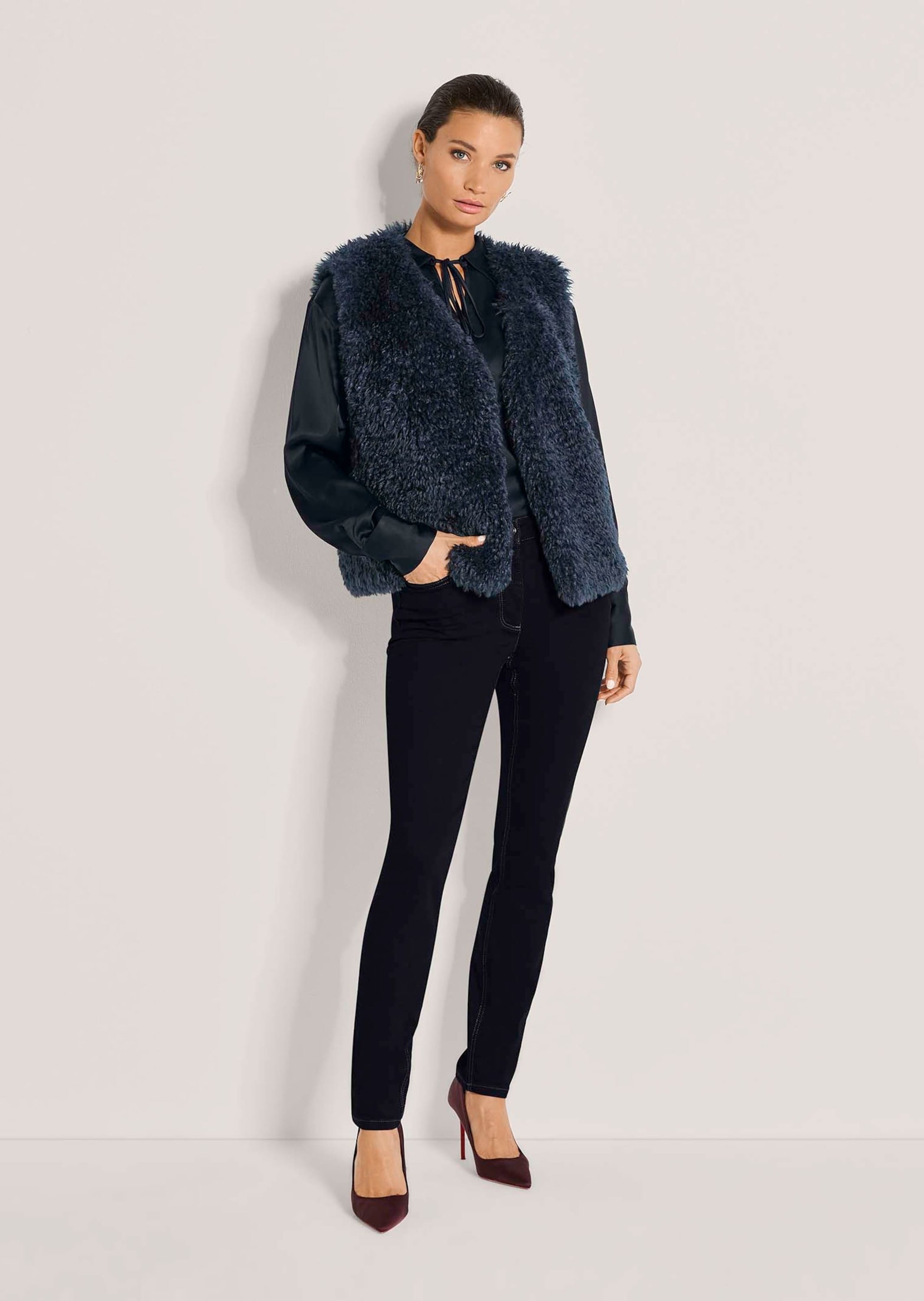 MADELEINE Kurzweste »Weste Faux-Fur-Weste mit langem Flor«