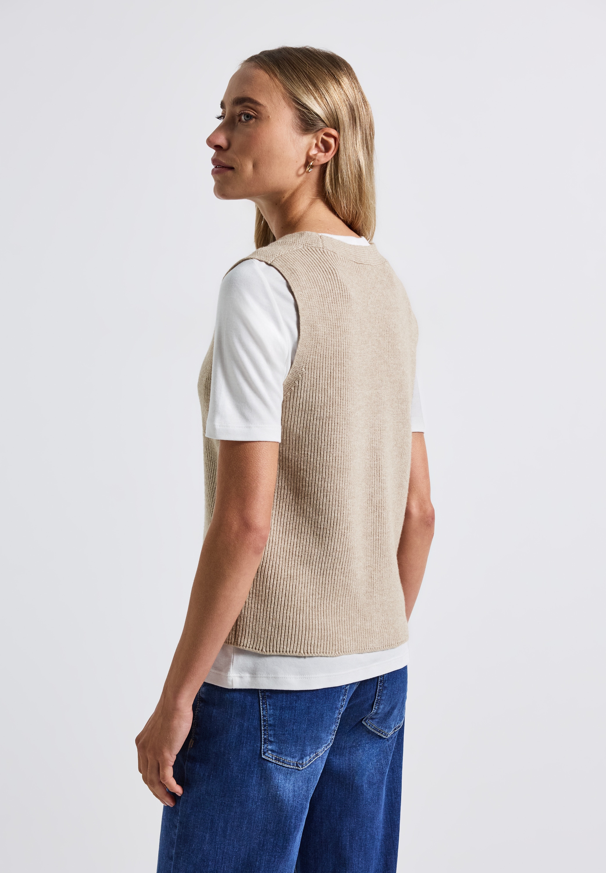 STREET ONE Strickweste, in Ripp-Optik und mit Knopfleiste