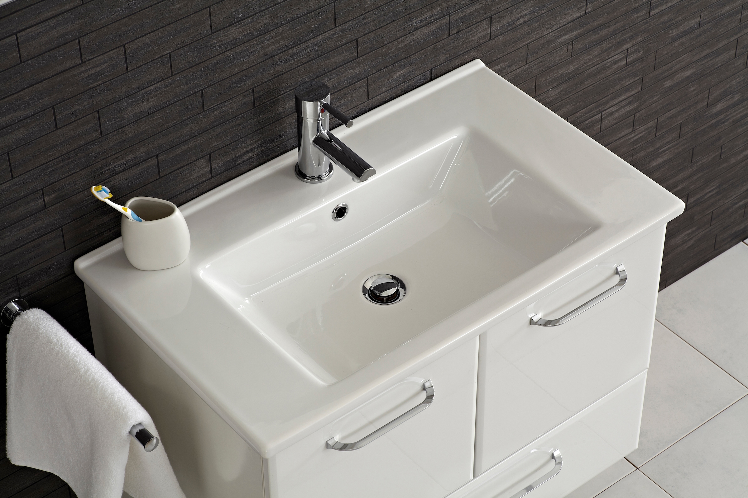 Saphir Badmöbel-Set »Quickset 341 3-teilig, Keramik-Waschtisch und LED-Spiegelschrank« Set, 3 Stk. tlg.