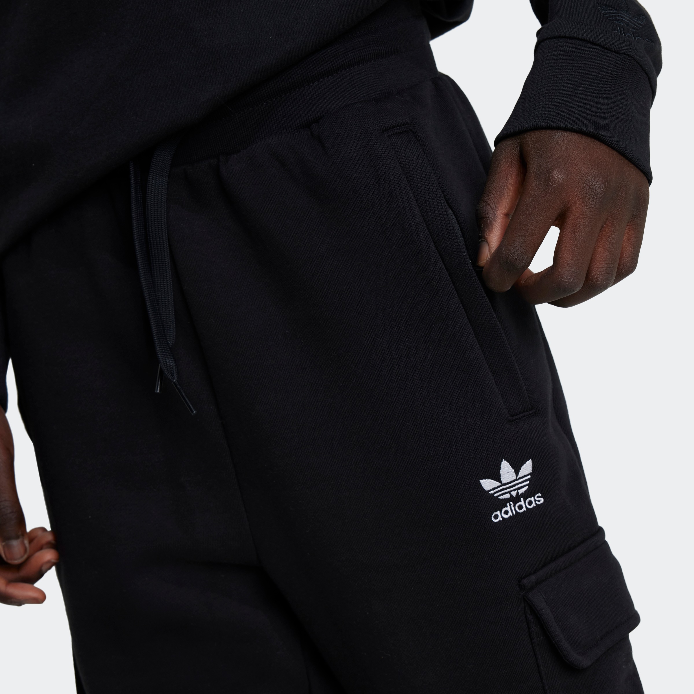 adidas Originals Sporthose »FLEECE CARGO P«, (1 tlg.)