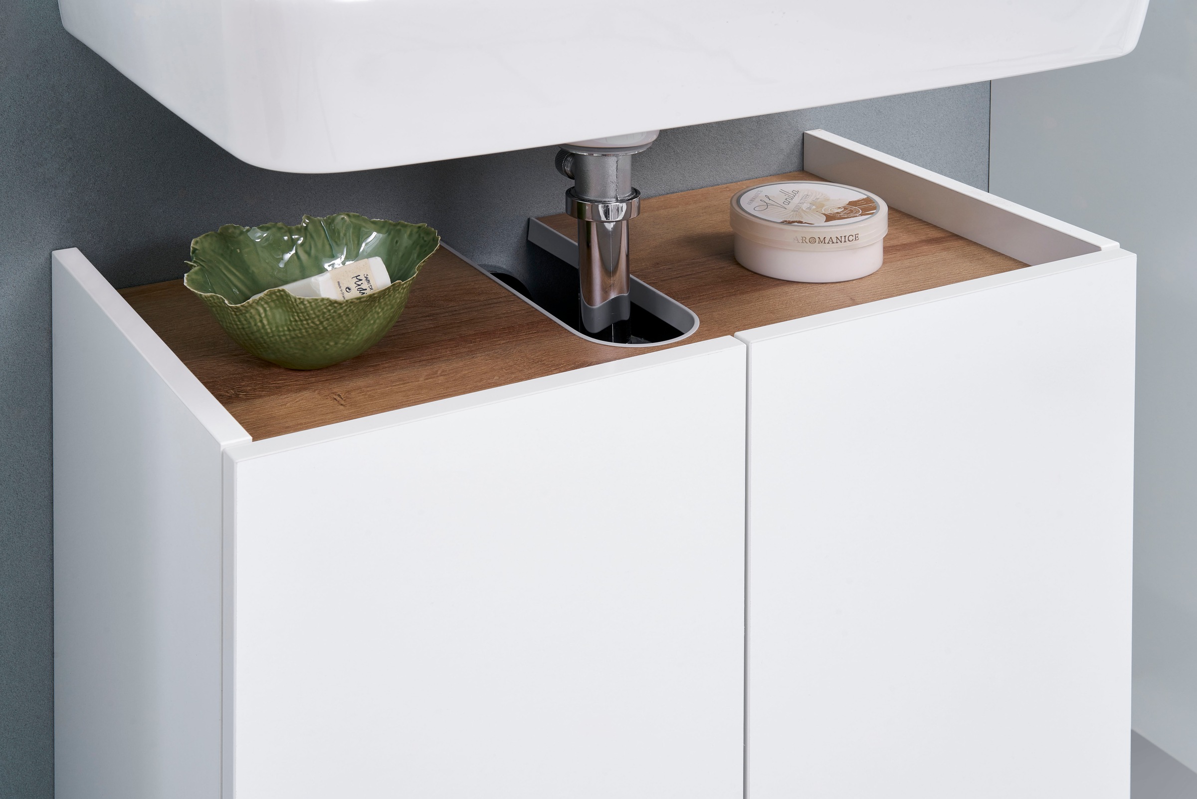 Saphir Badmöbel-Set »Quickset 947 3-teilig, Waschbeckenunterschrank mit Spiegel«, (3 St.), Unterschrank, 3 Türen, 1 Einlegeboden, inkl. Türdämpfer, Weiß Glanz