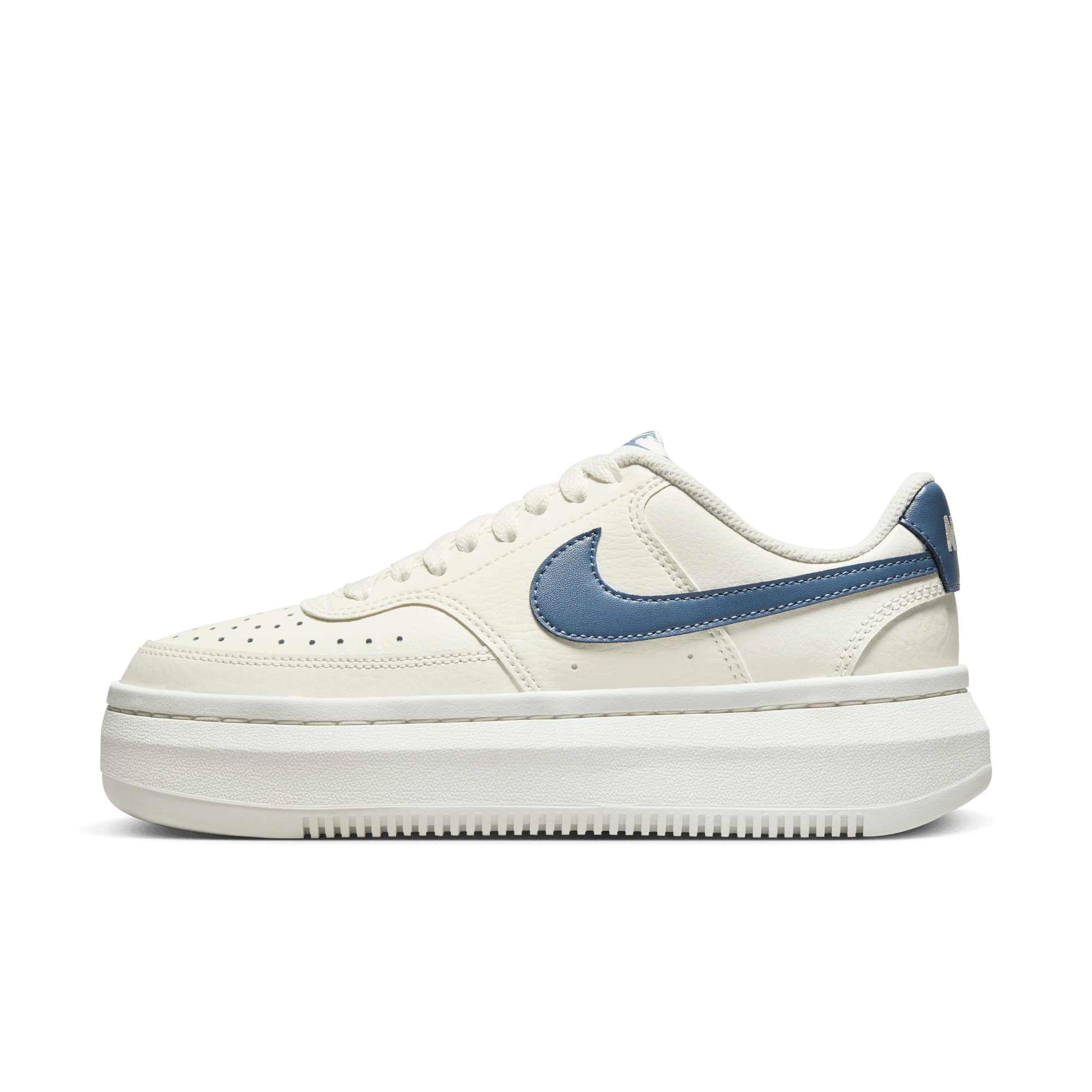 Nike Sportswear Sneaker »COURT VISION ALTA«, Design auf den Spuren des Air Force 1