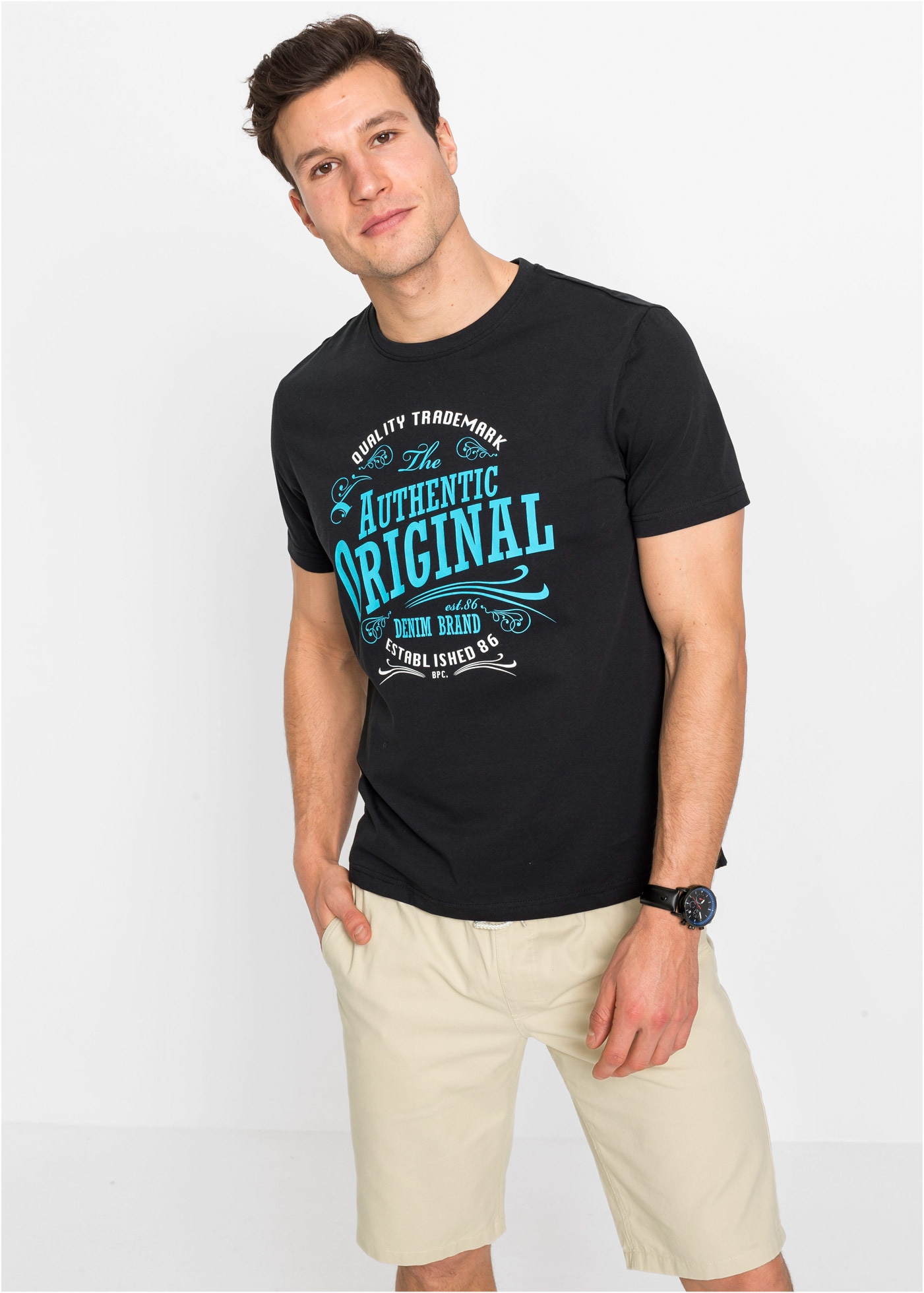 bonprix T-Shirt Packung, 2 Stk. Regular Fit, Kurzarm-Design, aus Baumwolle, mit Frontdruck