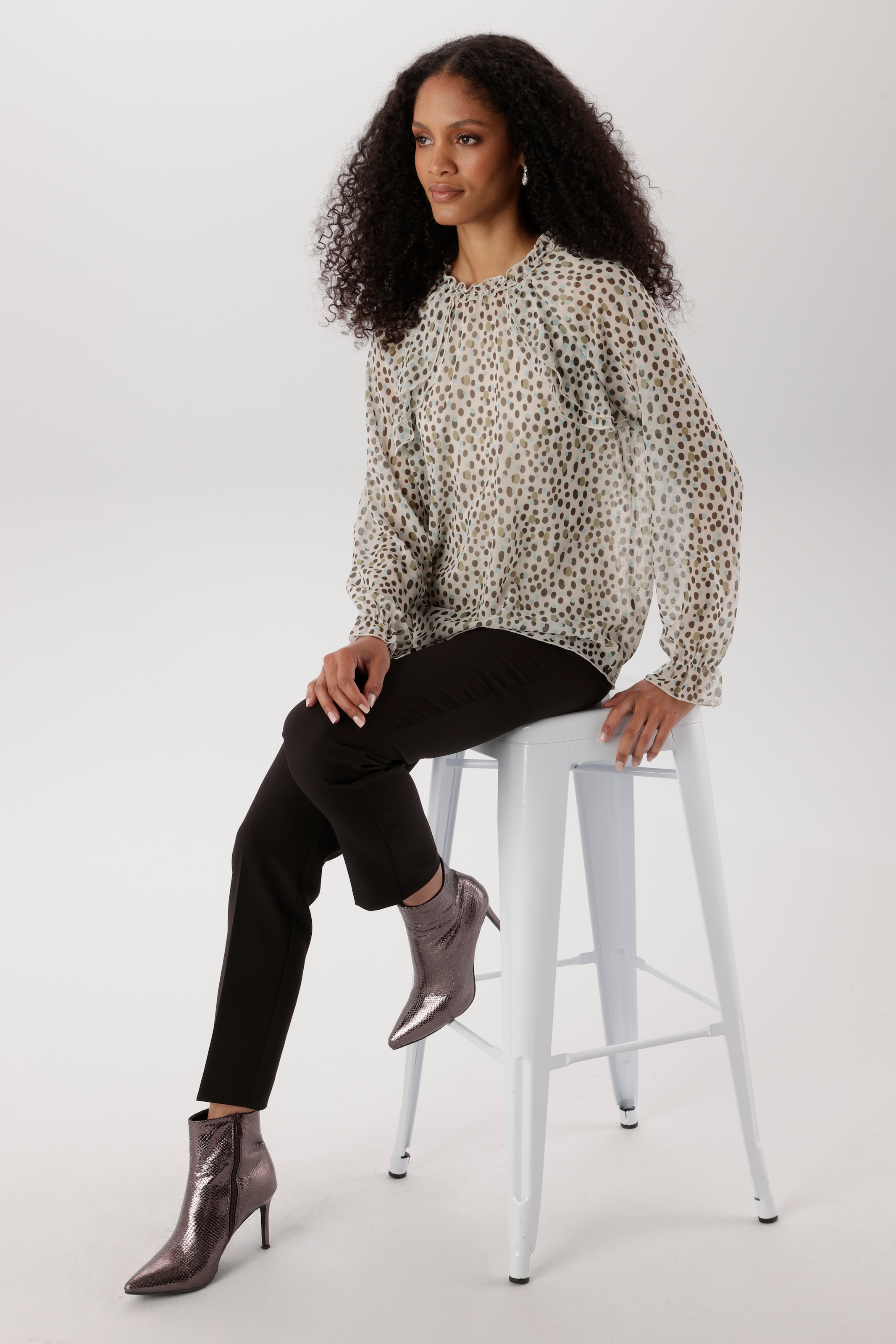 Aniston SELECTED Chiffonbluse 2 dezent transparent und mit Unterziehtop - NEUE KOLLEKTION