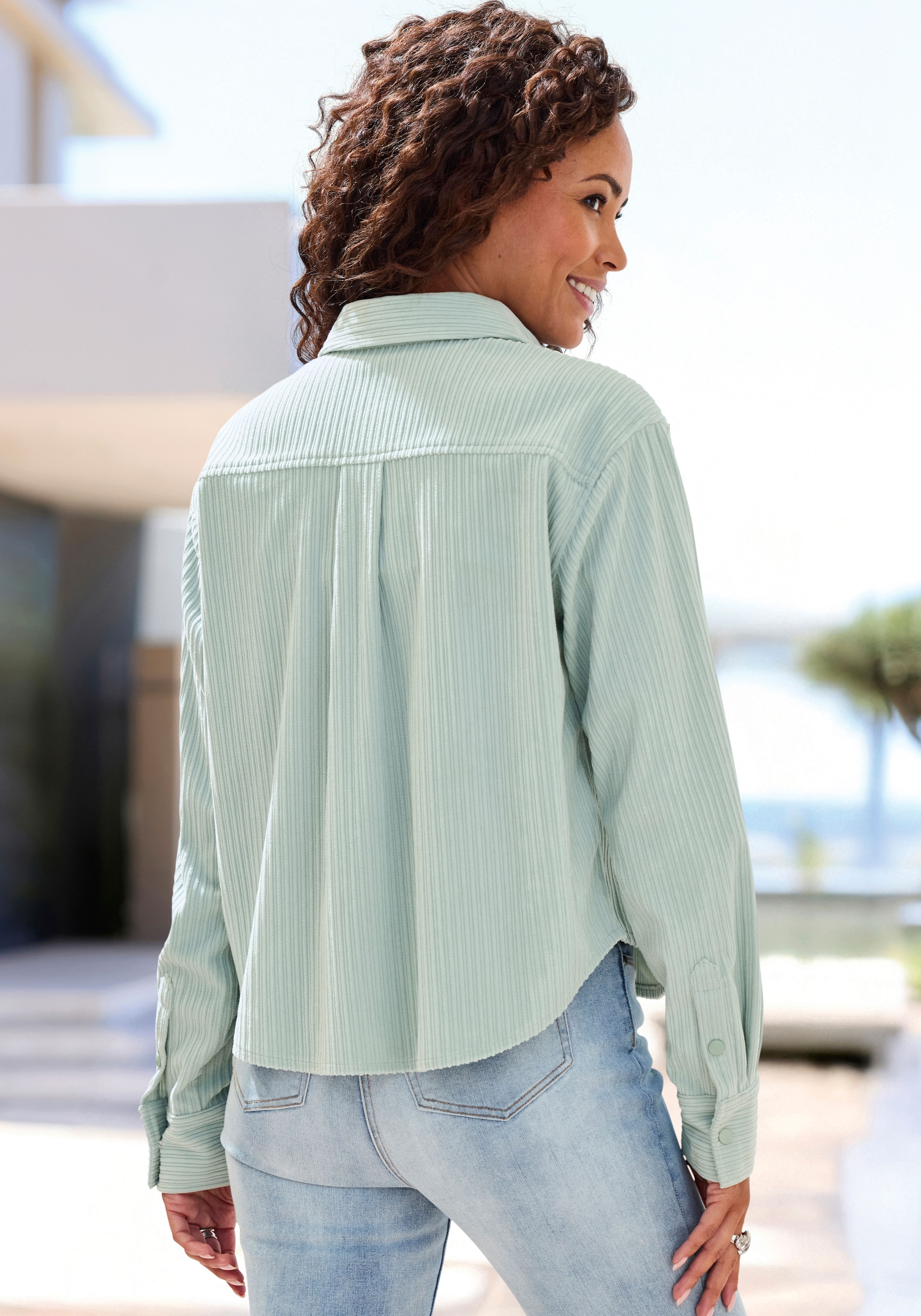 Buffalo Hemdbluse aus weicher Cordqualität mit modischem Blusenkragen