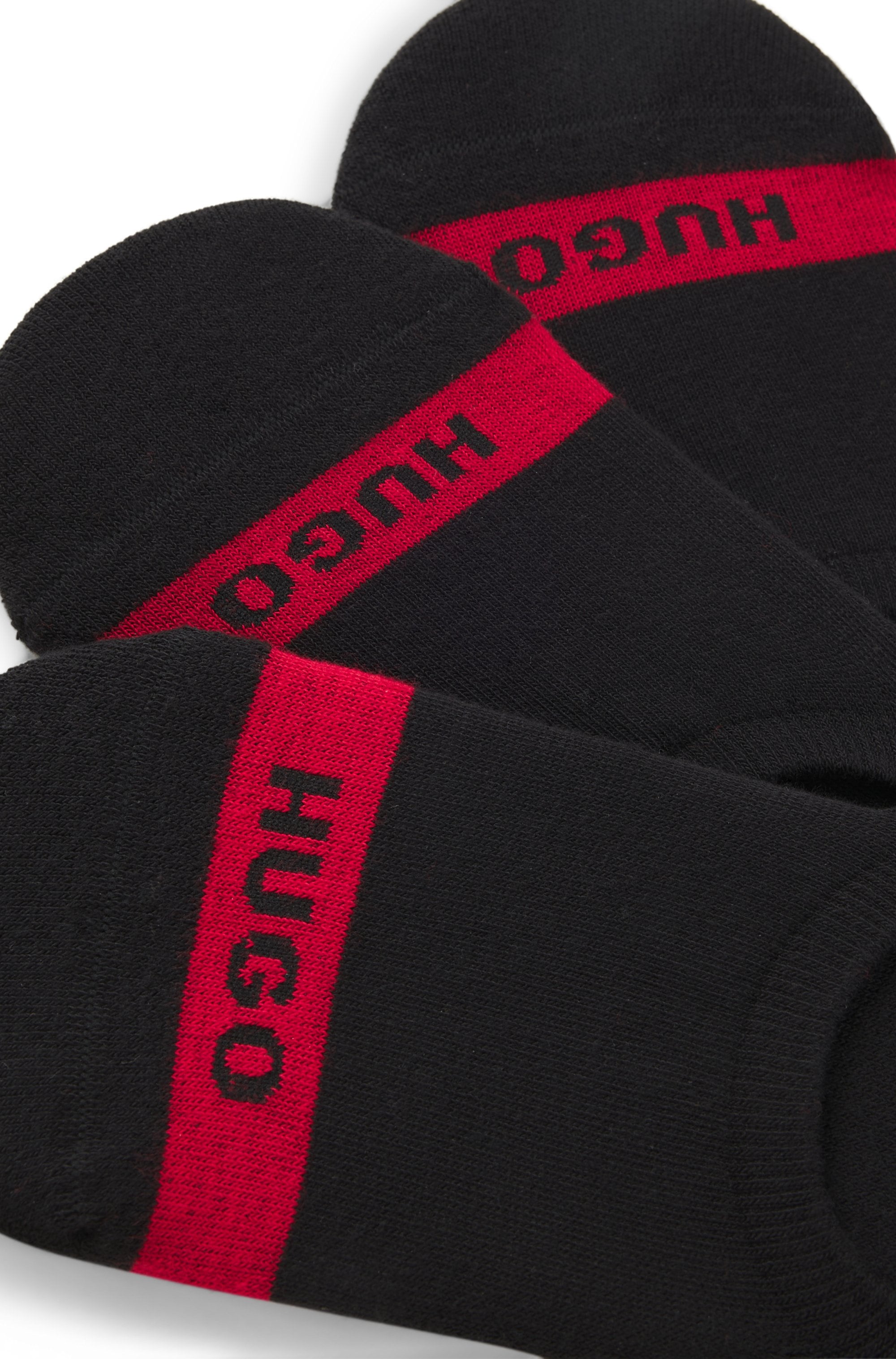 HUGO Underwear Businesssocken »3P LC PLUSH TAPE CC« Packung, 3er, 3 Stk. tlg. mit HUGO Logostickerei auf rotem Farbstreifen