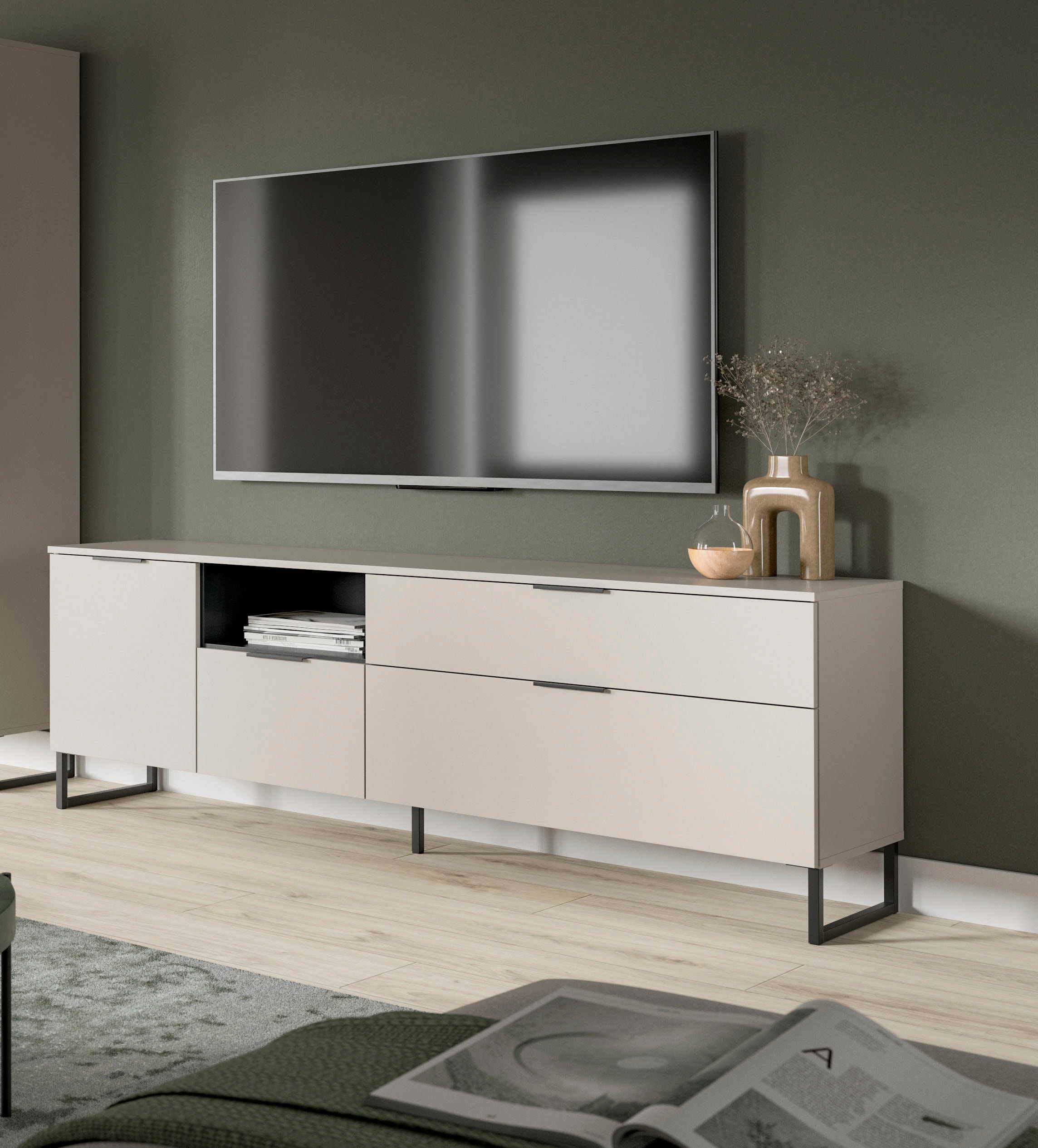 Home affaire Lowboard »ADIO, Breite 185 cm, 2 Klappen, 1 Schubkasten, 1 Tür, mit Metall-Kufen« 1 Stk. tlg. Sideboard, Kommode, TV-Schrank, Schrank, Wohnzimmerschrank, Anrichte