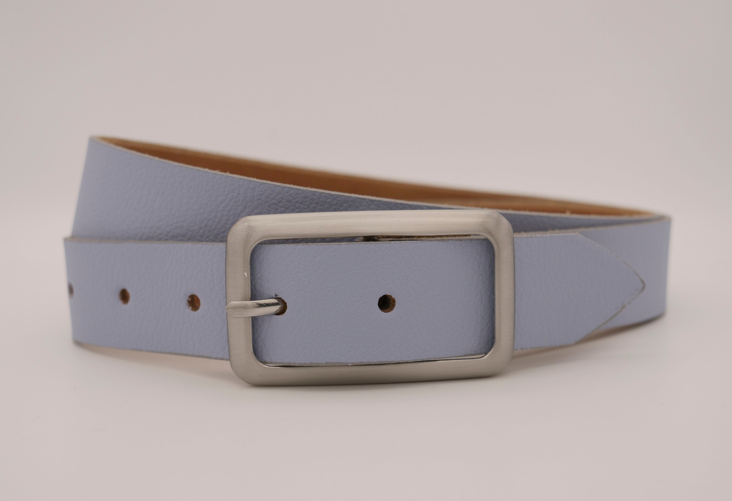 Annamatoni Damen Ledergürtel mit silberner Schließe in blau, Größe 85