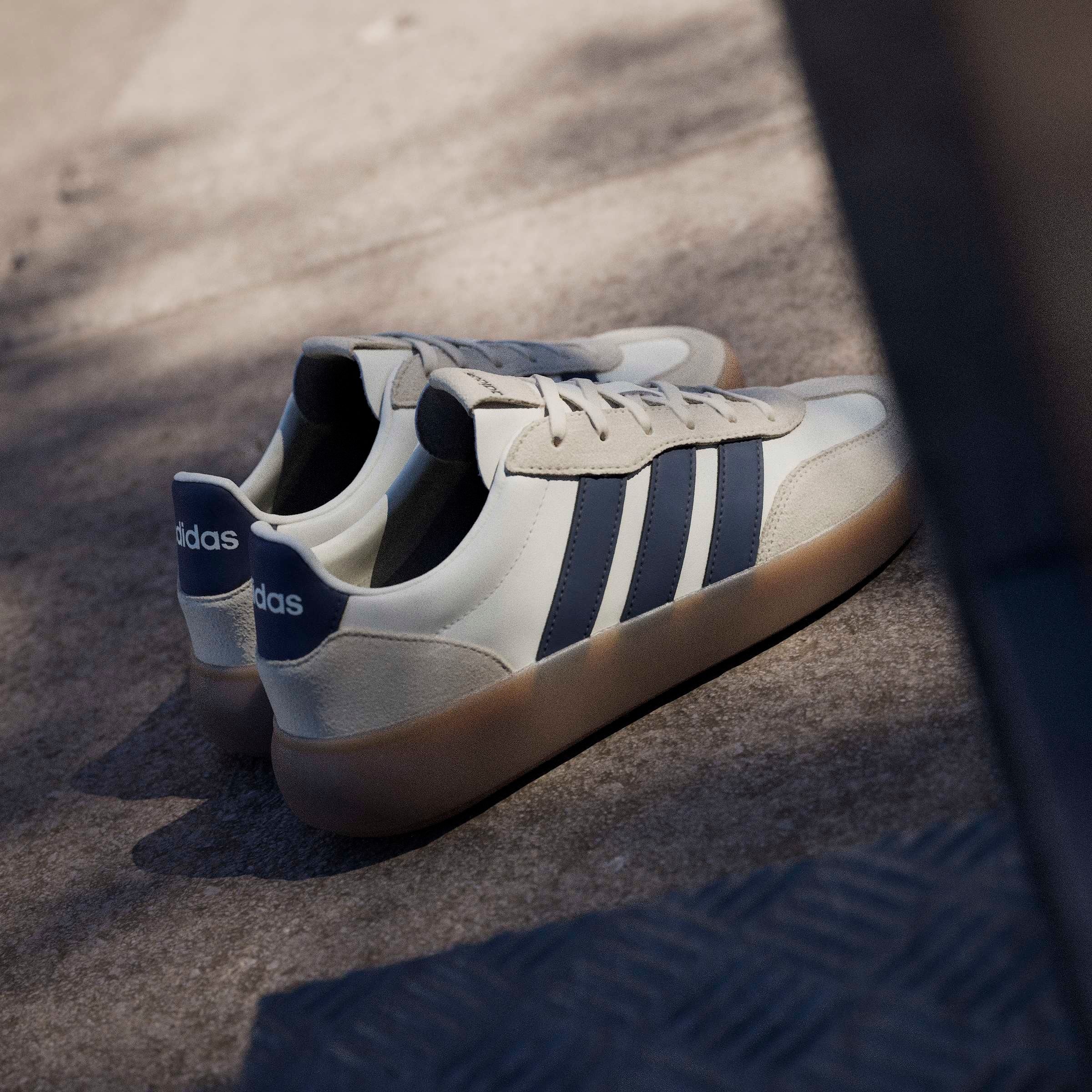 adidas Sportswear Sneaker »BARREDA DECODE«  inspiriert vom Design des adidas handball spezial