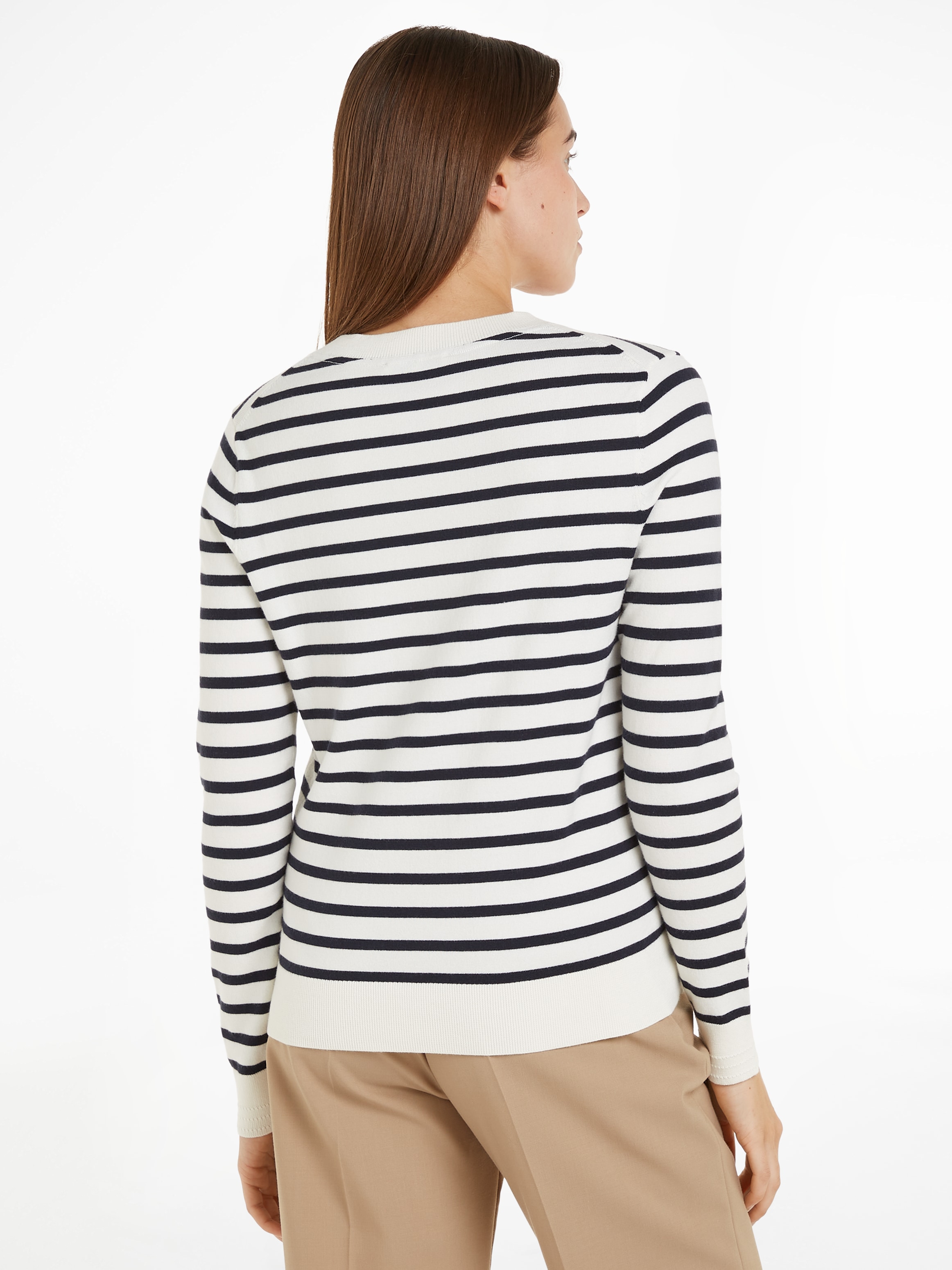 Tommy Hilfiger V-Ausschnitt-Pullover, mit Logo-Stickerei