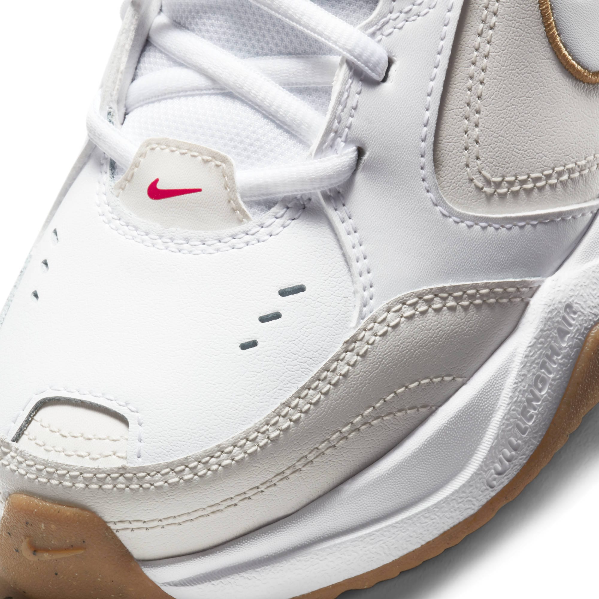 Nike Trainingsschuh »NIKE AIR MONARCH IV«