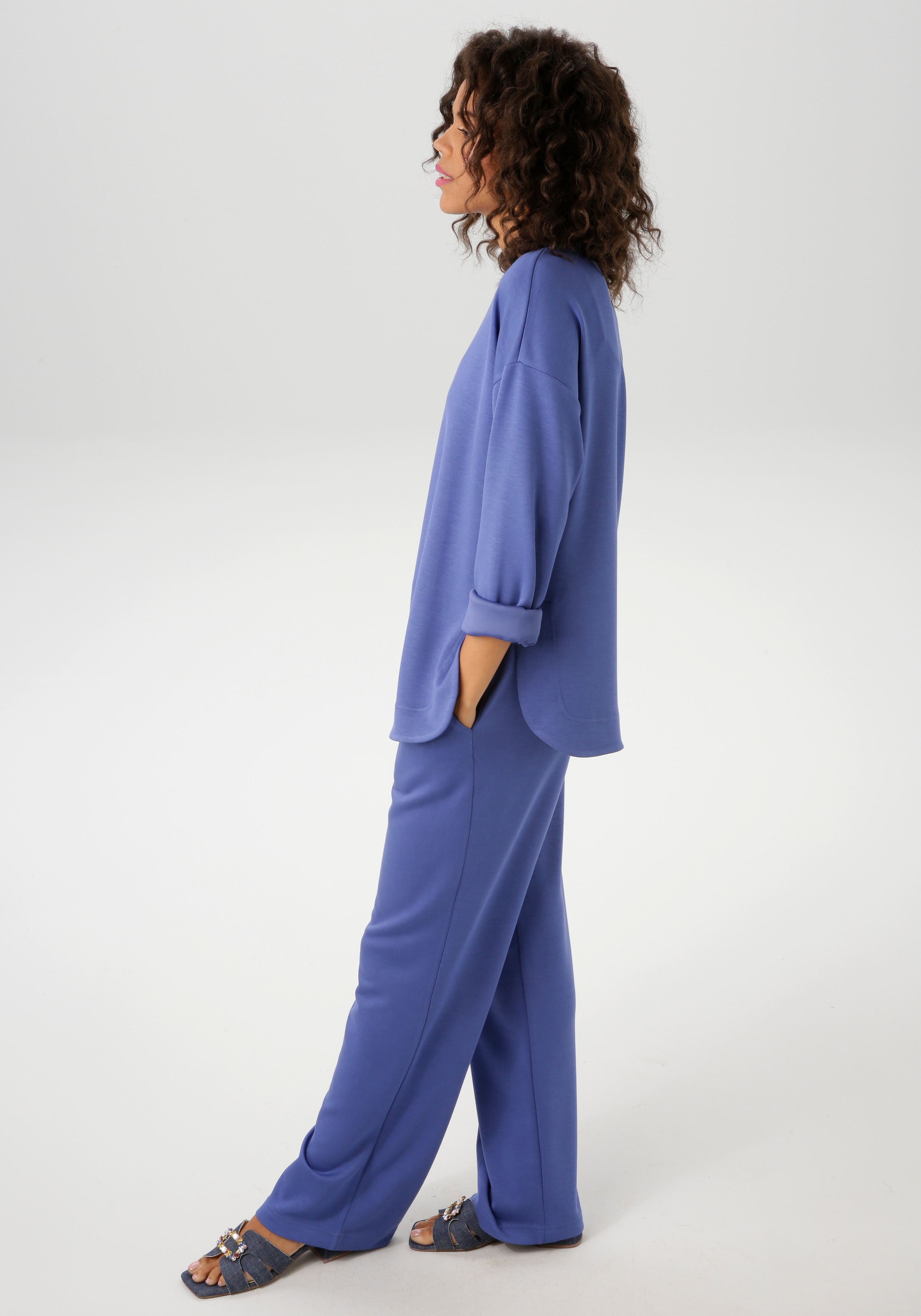 Aniston CASUAL Jogginghose, aus super weicher, elastischer Jersey-Qualität