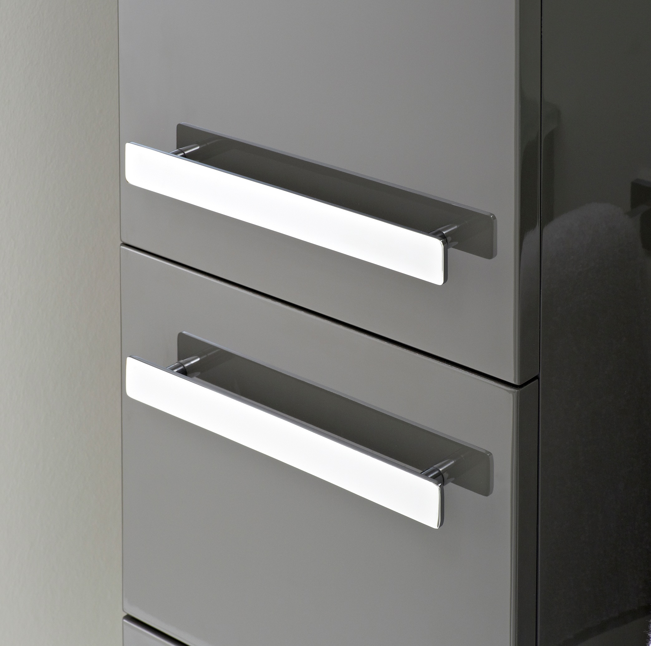 Saphir Hochschrank »Serie 4005 Badschrank 30 cm breit, mit 2 Türen und 1 Schublade«, 3 Glas-Einlegeböden, Badezimmer-Hochschrank inkl. Türdämpfer