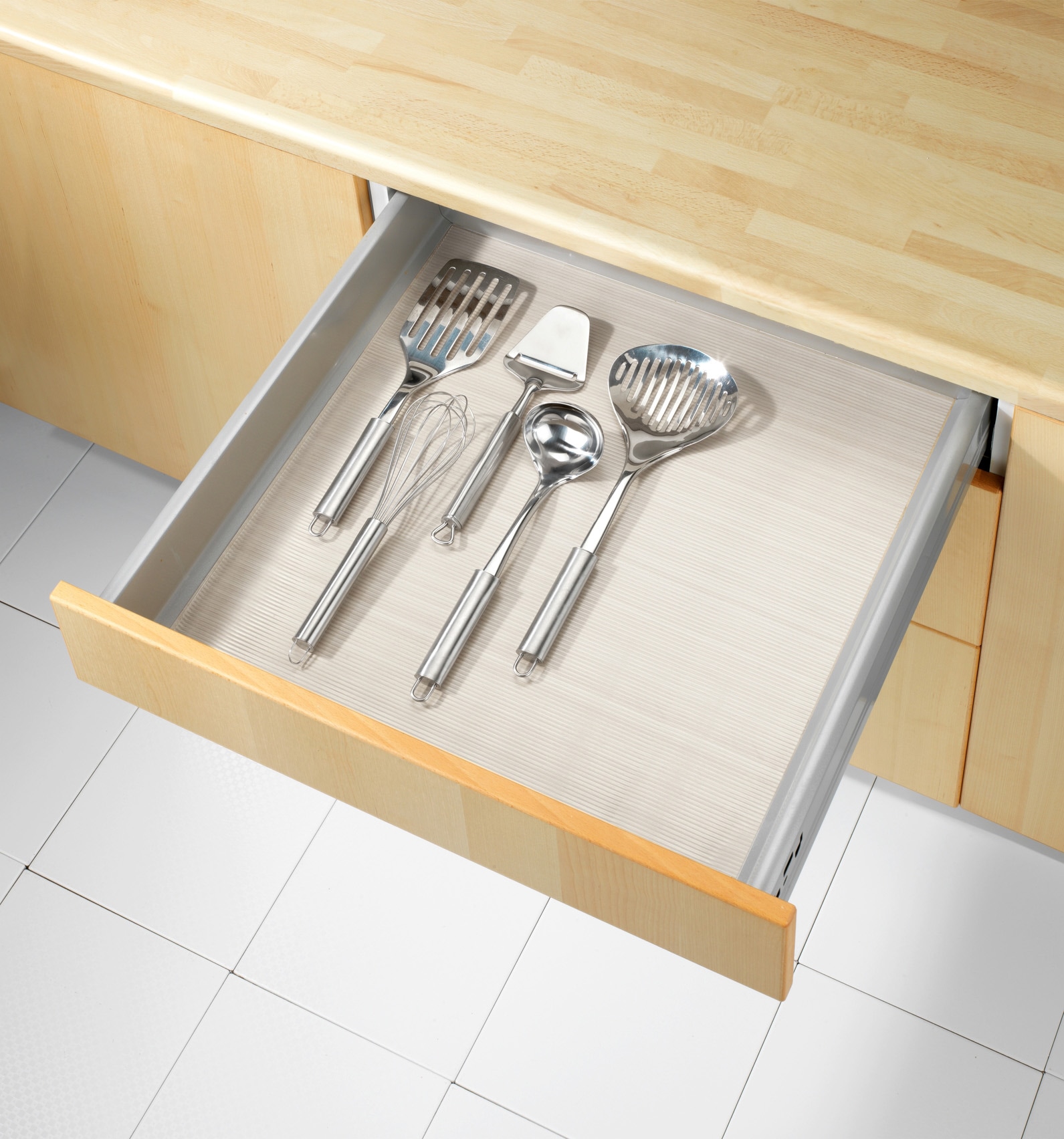 WENKO Schubladenmatte, (Set, 4 St.), je 150 x 50 cm, zuschneidbar