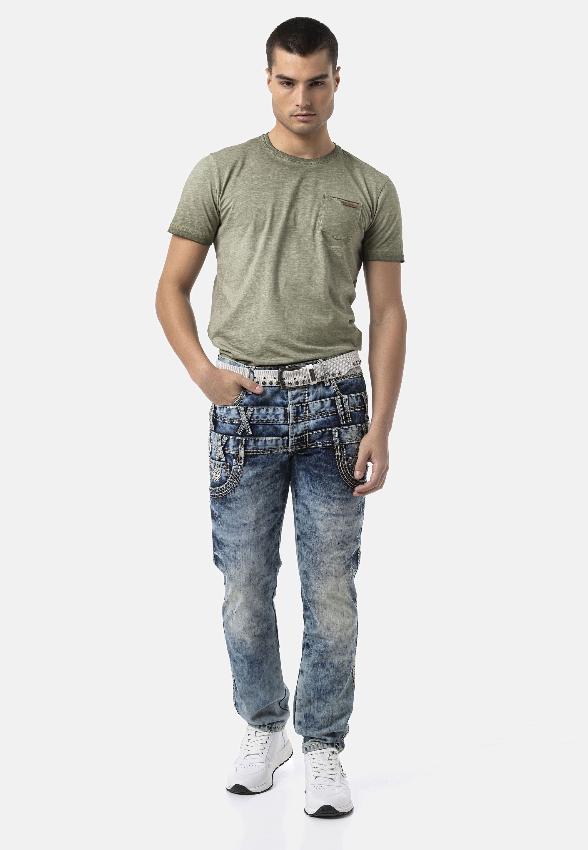 Cipo & Baxx Straight-Jeans »Cipo & Baxx Jeanshose CD910« mit hochwertiger Baumwolle