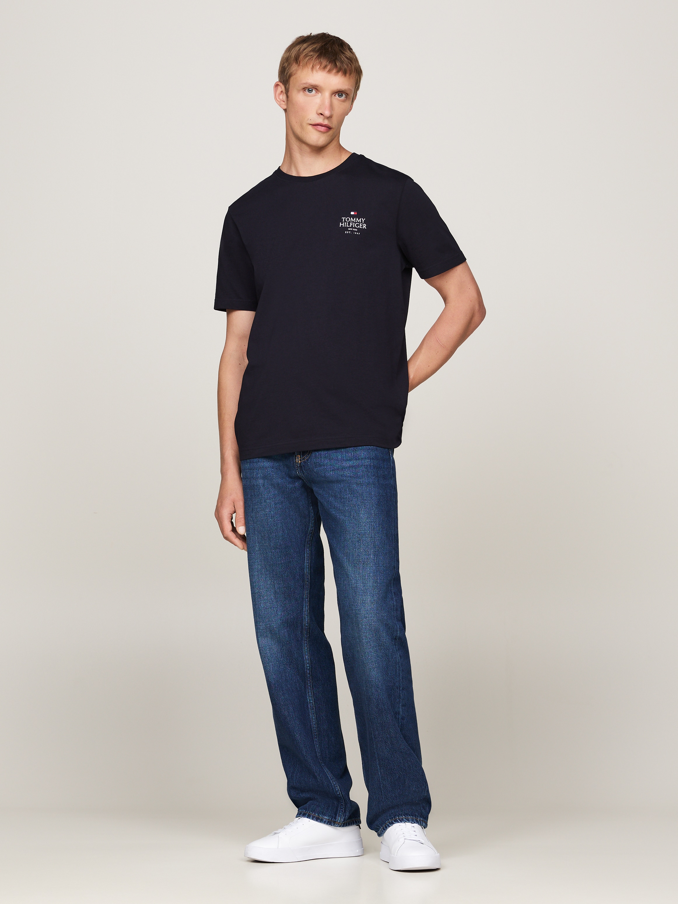 Tommy Hilfiger T-Shirt »HILFIGER STACK TEE«, Mit Markenprint