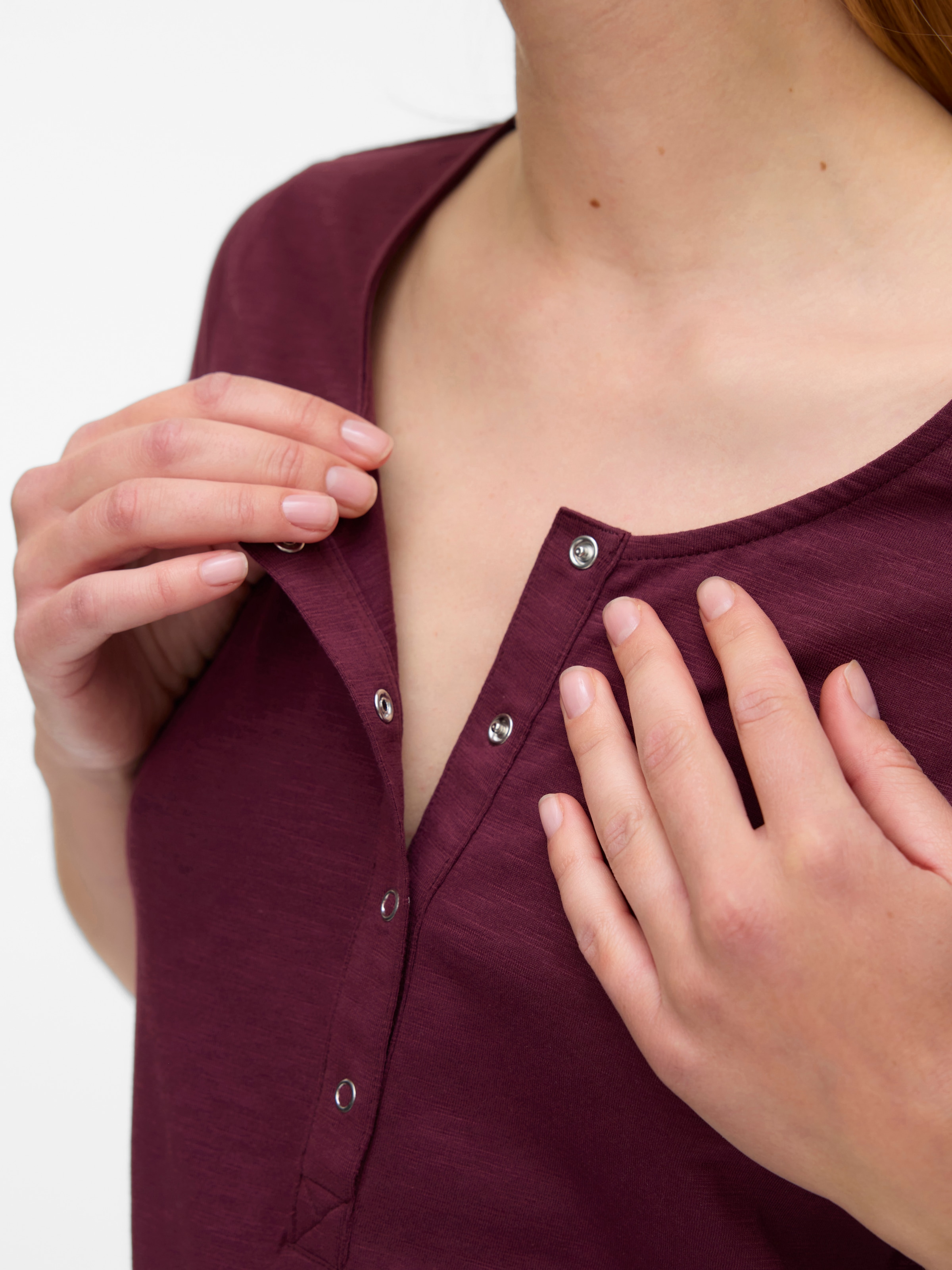 Mamalicious Umstandsnachthemd »MLMIRA SOLID JRS NIGHTGOWN 2F A. E. NOOS« Stillfunktion mit Knopfverschluss