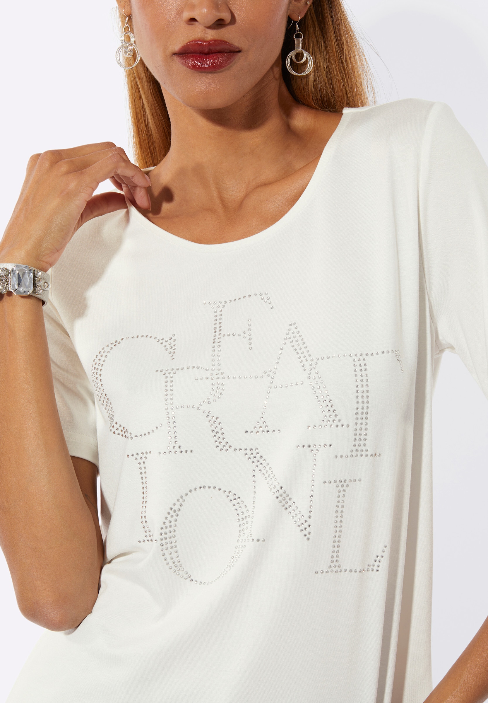 creation L T-Shirt »Shirt Kurzarmshirt mit Schriftzug aus Glitzersteinchen«