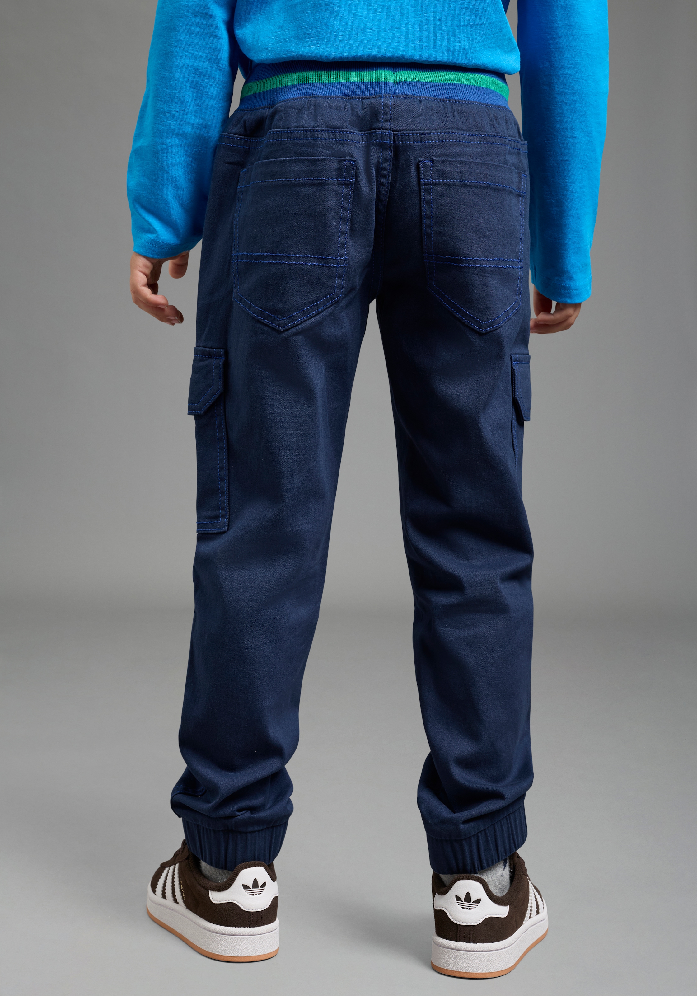 Scout Cargohose »Cargohose mit Ringelbündchen - NEU von SCOUT«  Twillhose mit kontrastfarbigen Ripp-Bündchen, gerader Schnitt