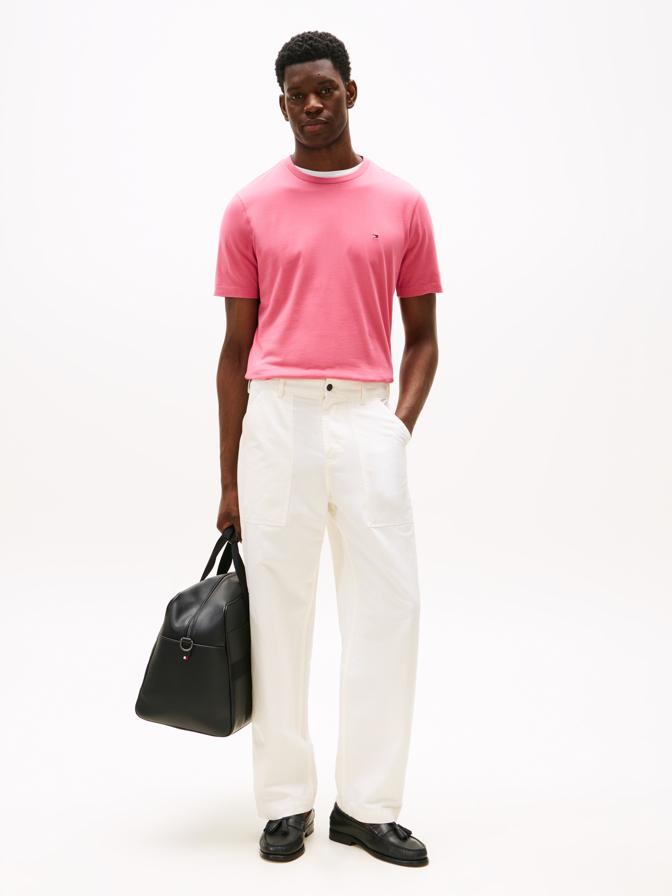 Tommy Hilfiger T-Shirt »ESSENTIAL REG FIT SOLID TEE«, mit Rundhalsausschnitt